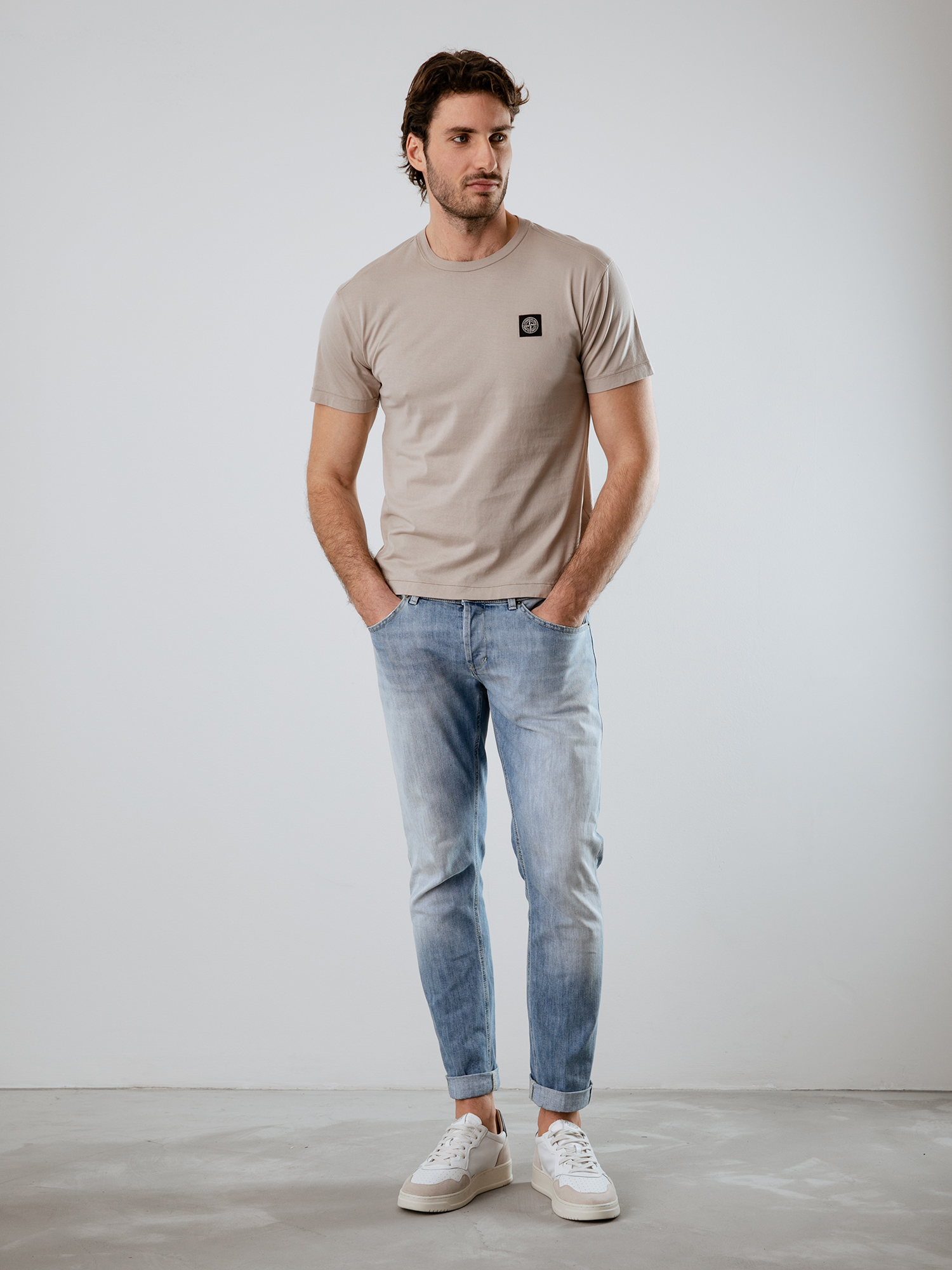 Detailansicht von T-Shirt aus Baumwolle von STONE ISLAND