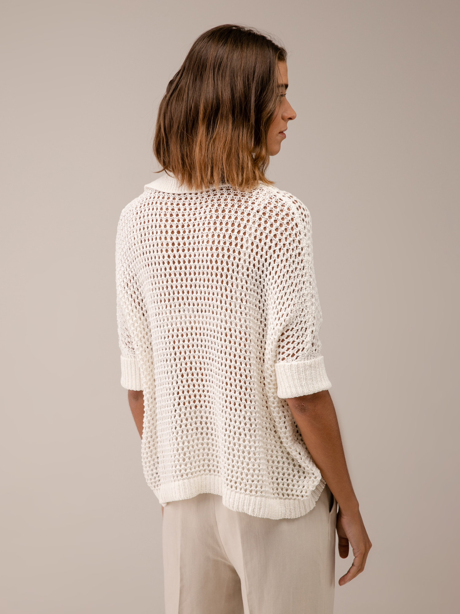 Detailansicht von Kurzarm-Pullover mit Lochstrick von DANIELS