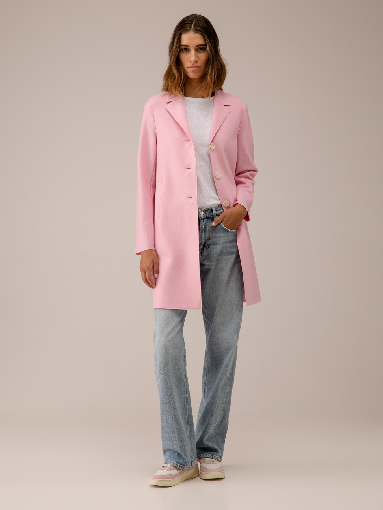 Detailansicht von Schurwollmantel von HARRIS WHARF LONDON