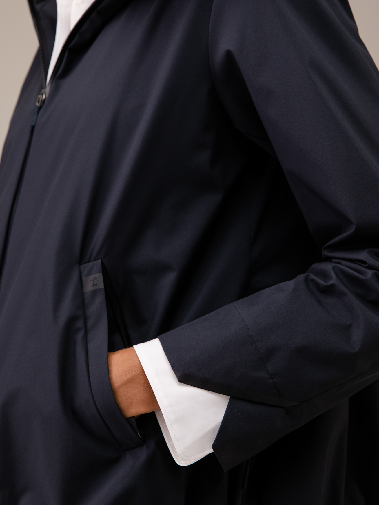 Detailansicht von Leichter Blouson von HERNO