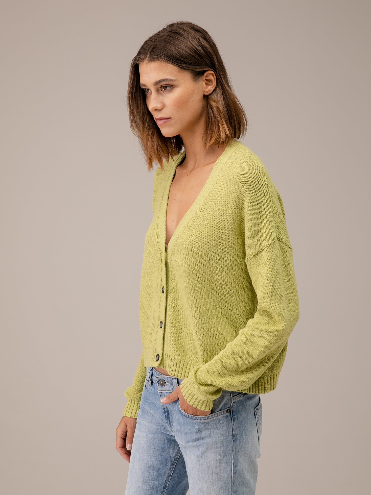 Detailansicht von Strickjacke aus Baumwolle von DANIELS