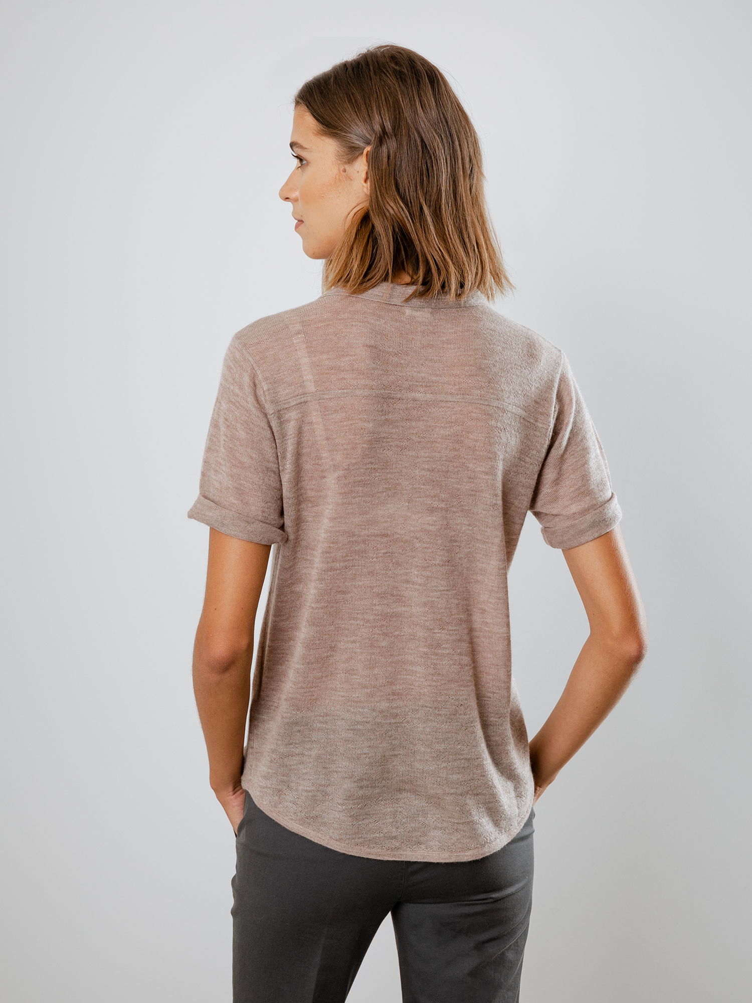 Detailansicht von Kurzarm-Pullover aus Cashmere von DANIELS