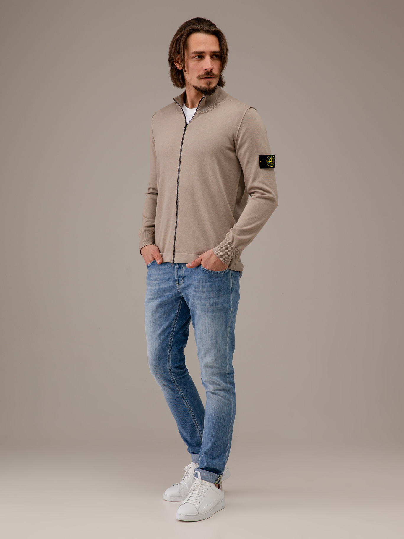 Detailansicht von Strickjacke aus Baumwolle von STONE ISLAND