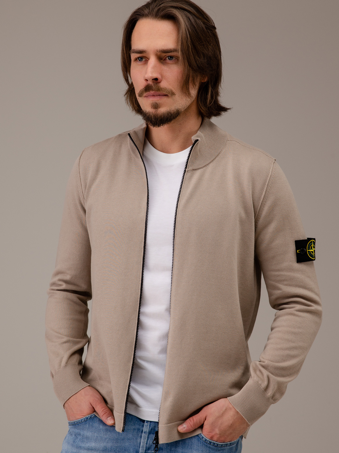 Detailansicht von Strickjacke aus Baumwolle von STONE ISLAND