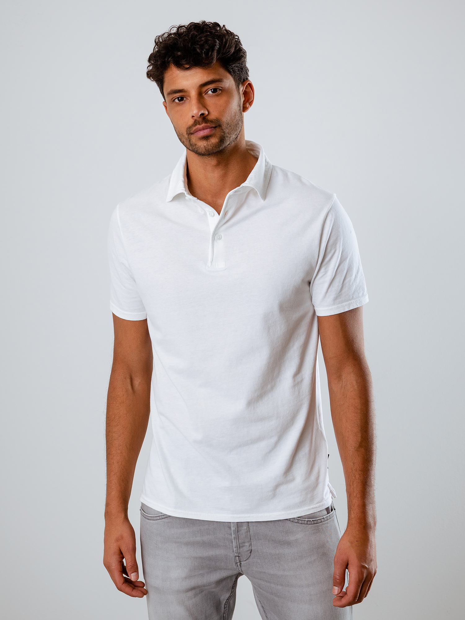 Detailansicht von Kurzarm-Poloshirt aus Baumwolle von 04651