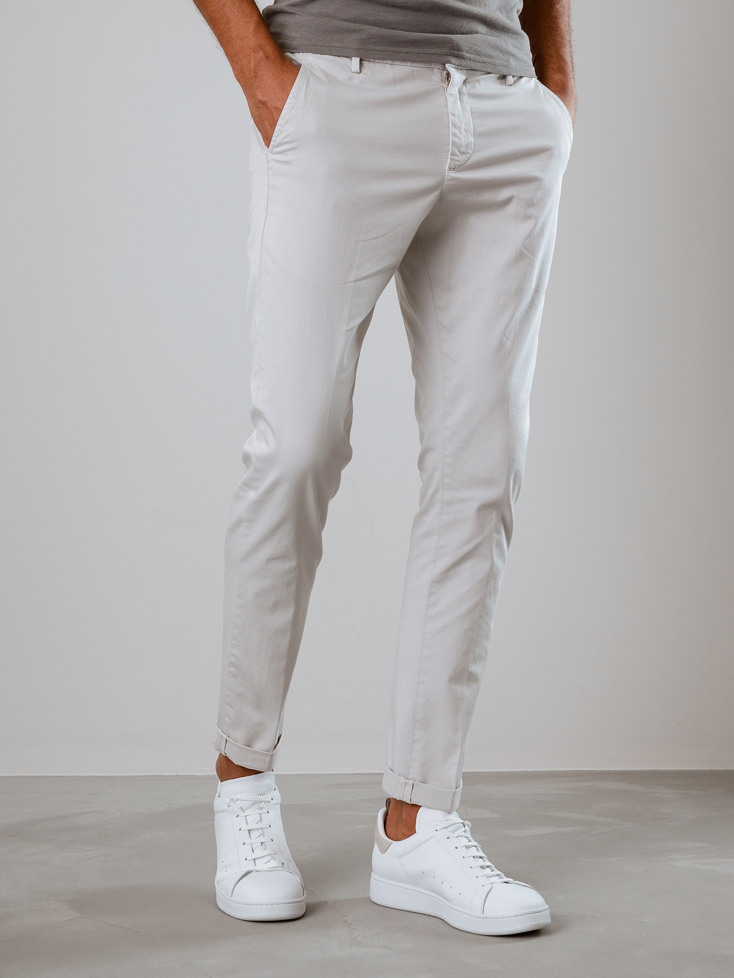 Detailansicht von Chinohose aus Baumwolle von DONDUP