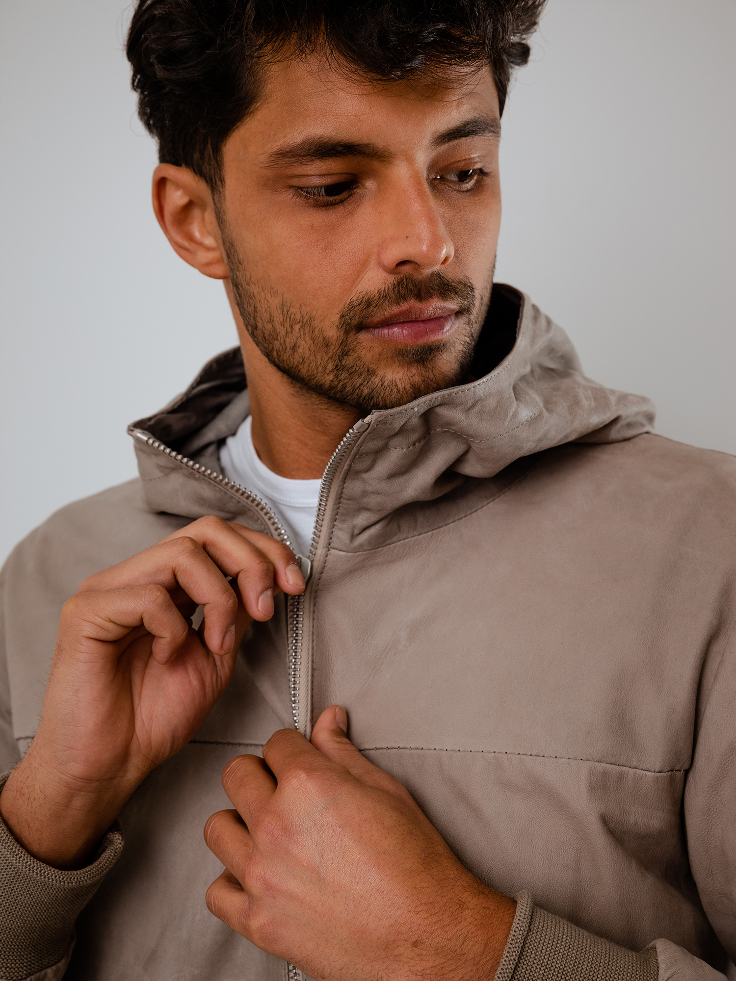 Detailansicht von Lederjacke von GIORGIO BRATO