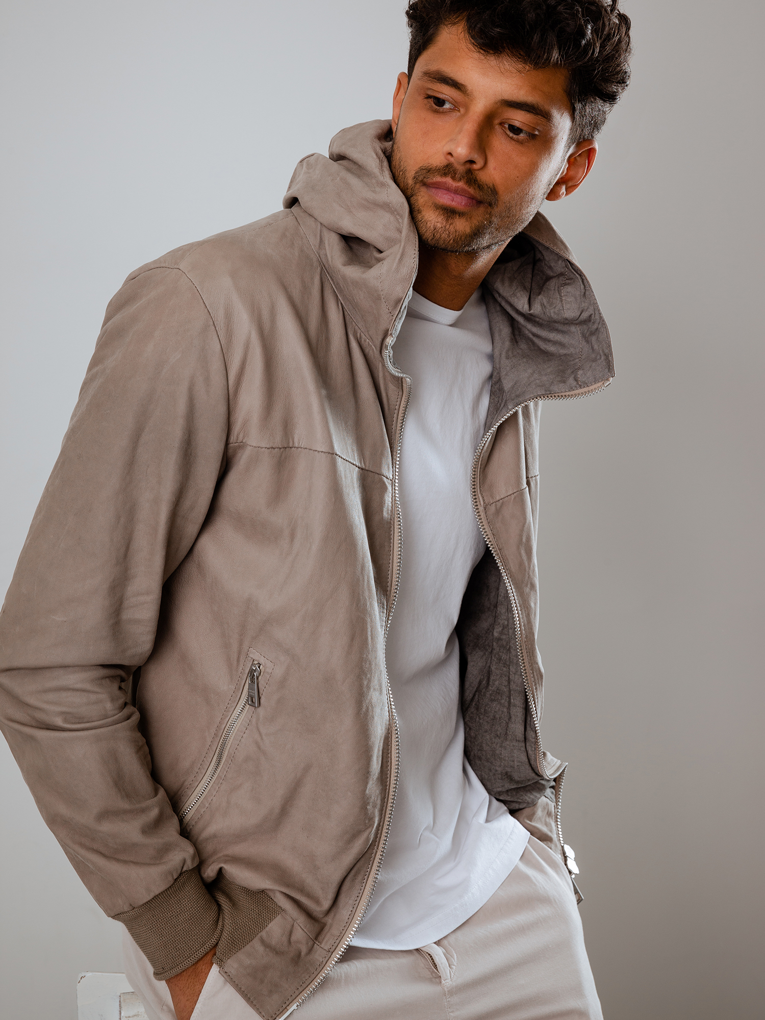 Detailansicht von Lederjacke von GIORGIO BRATO