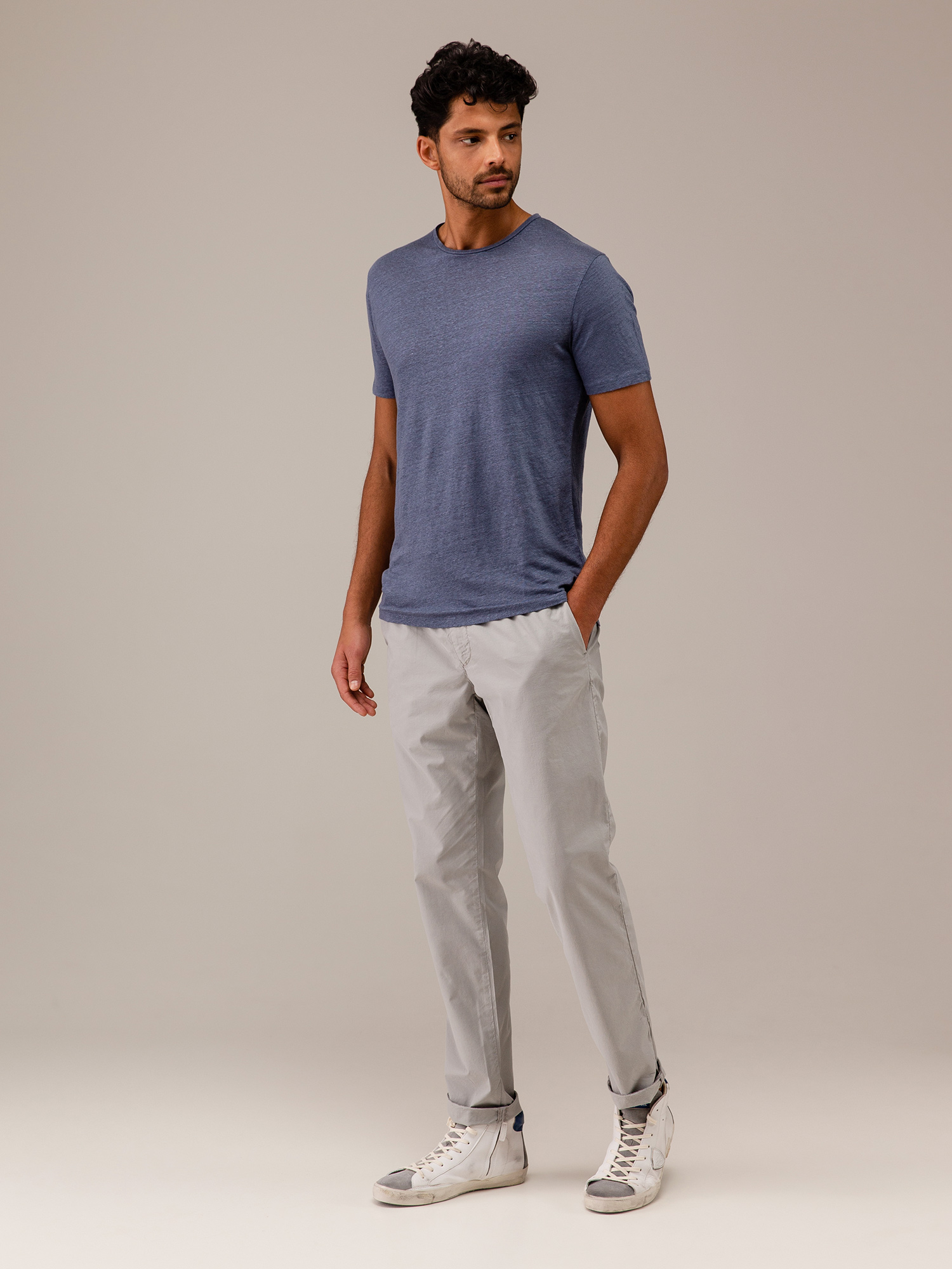 Detailansicht von T-Shirt aus Leinen von KIEFERMANN