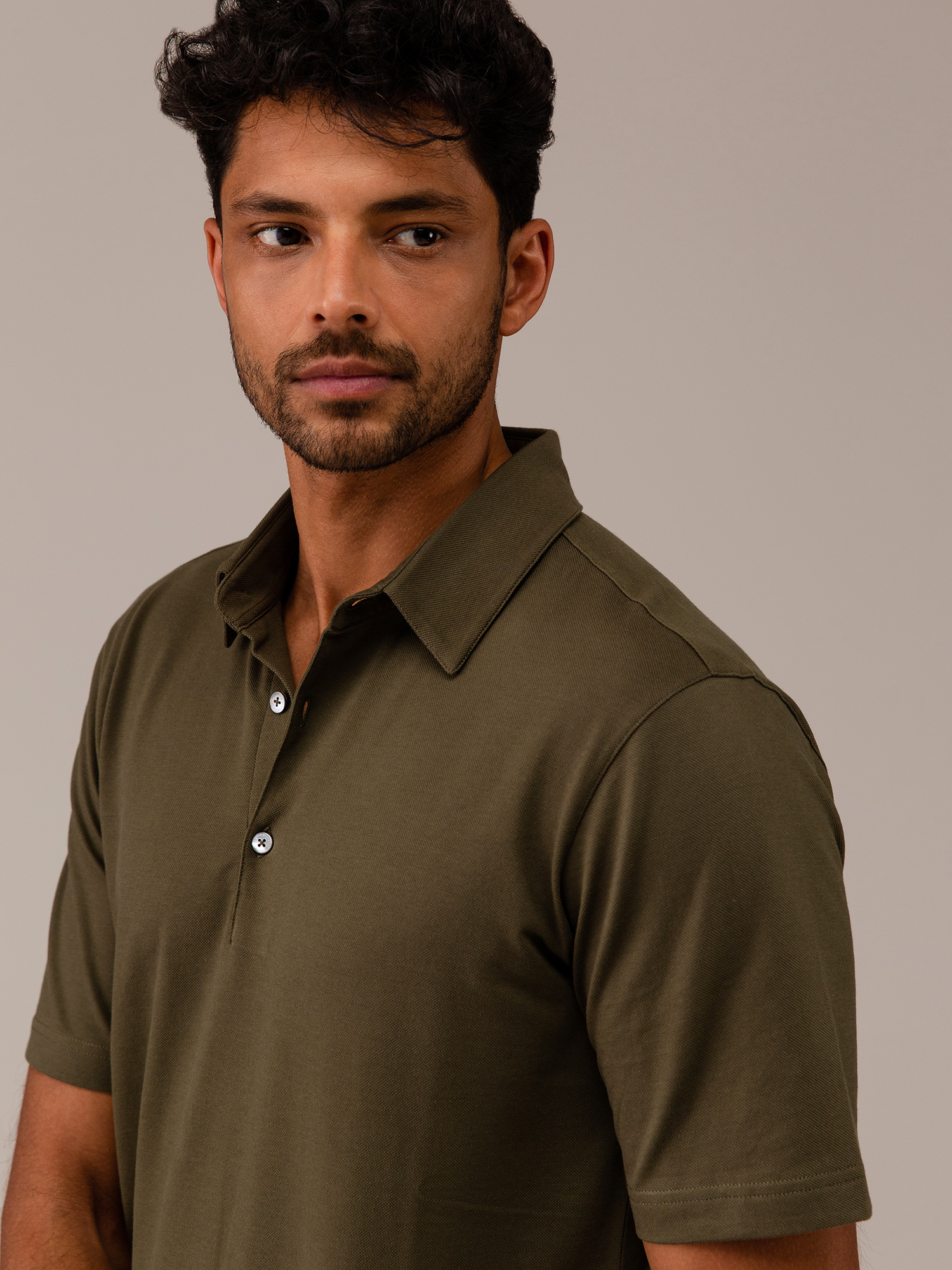 Detailansicht von Kurzarm-Poloshirt aus Baumwolle von STEFAN BRANDT