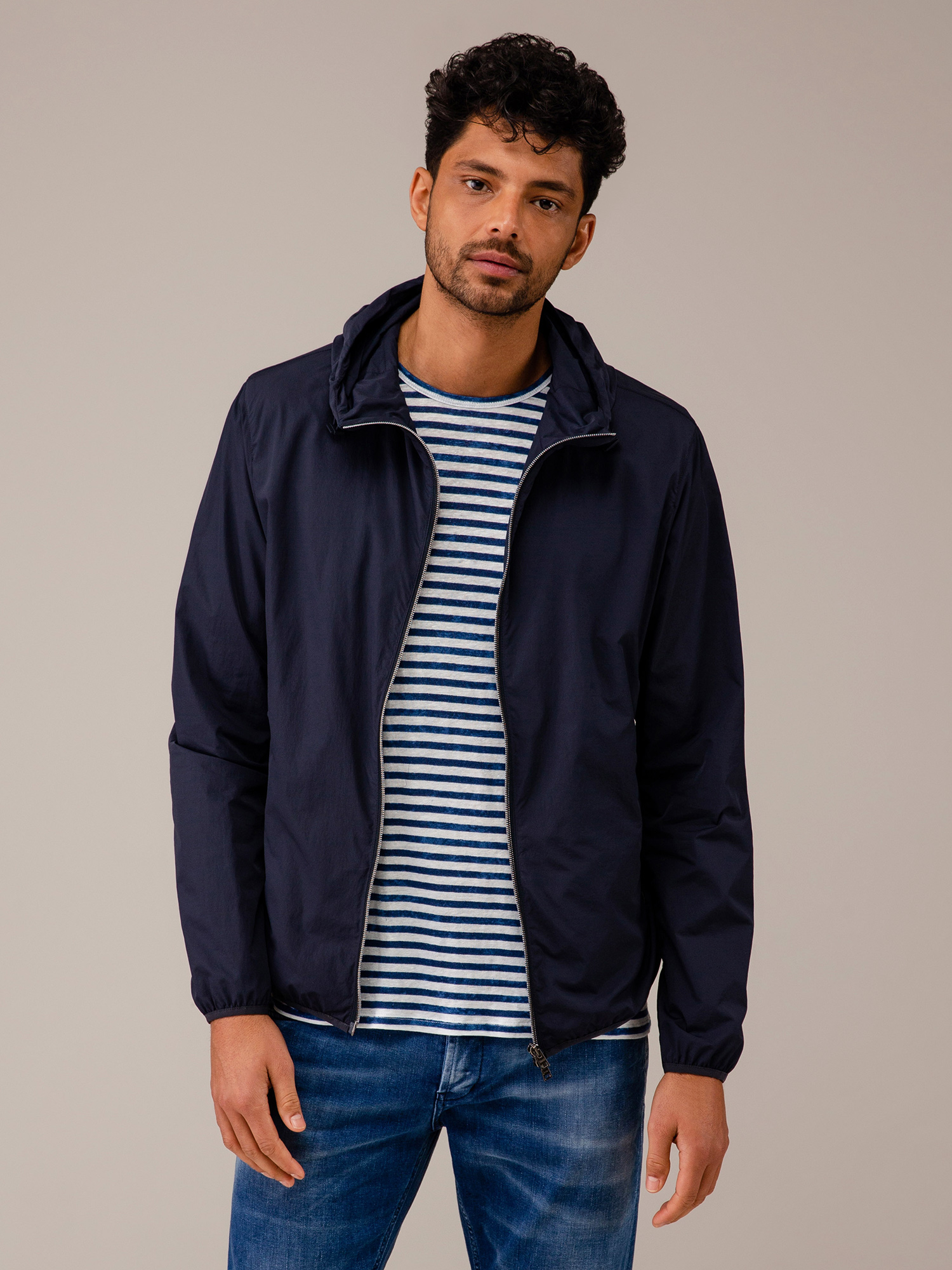 Detailansicht von Leichter Windbreaker von HERNO