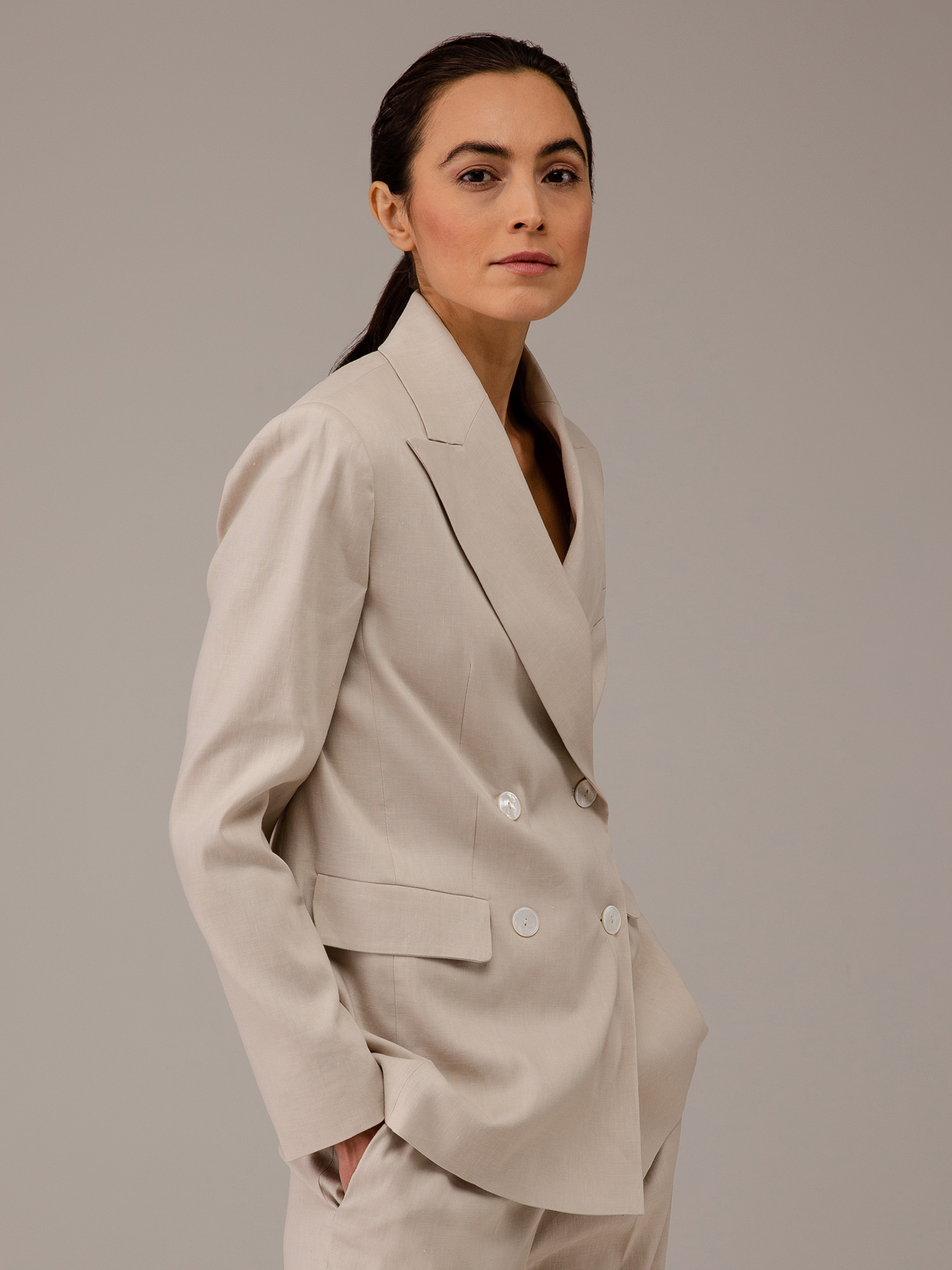 Detailansicht von Blazer aus Leinen von ANTONELLI