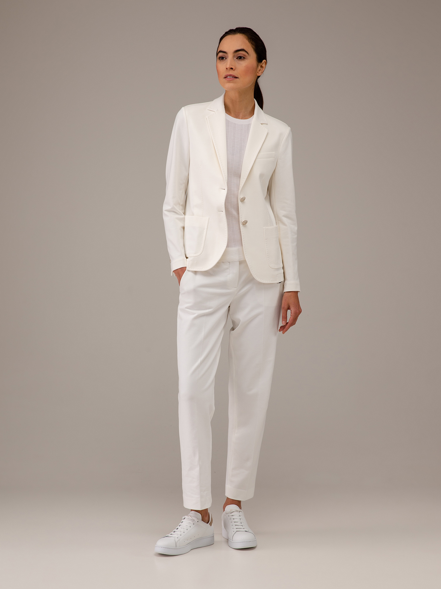 Detailansicht von Taillierter Blazer aus Baumwolle von CIRCOLO