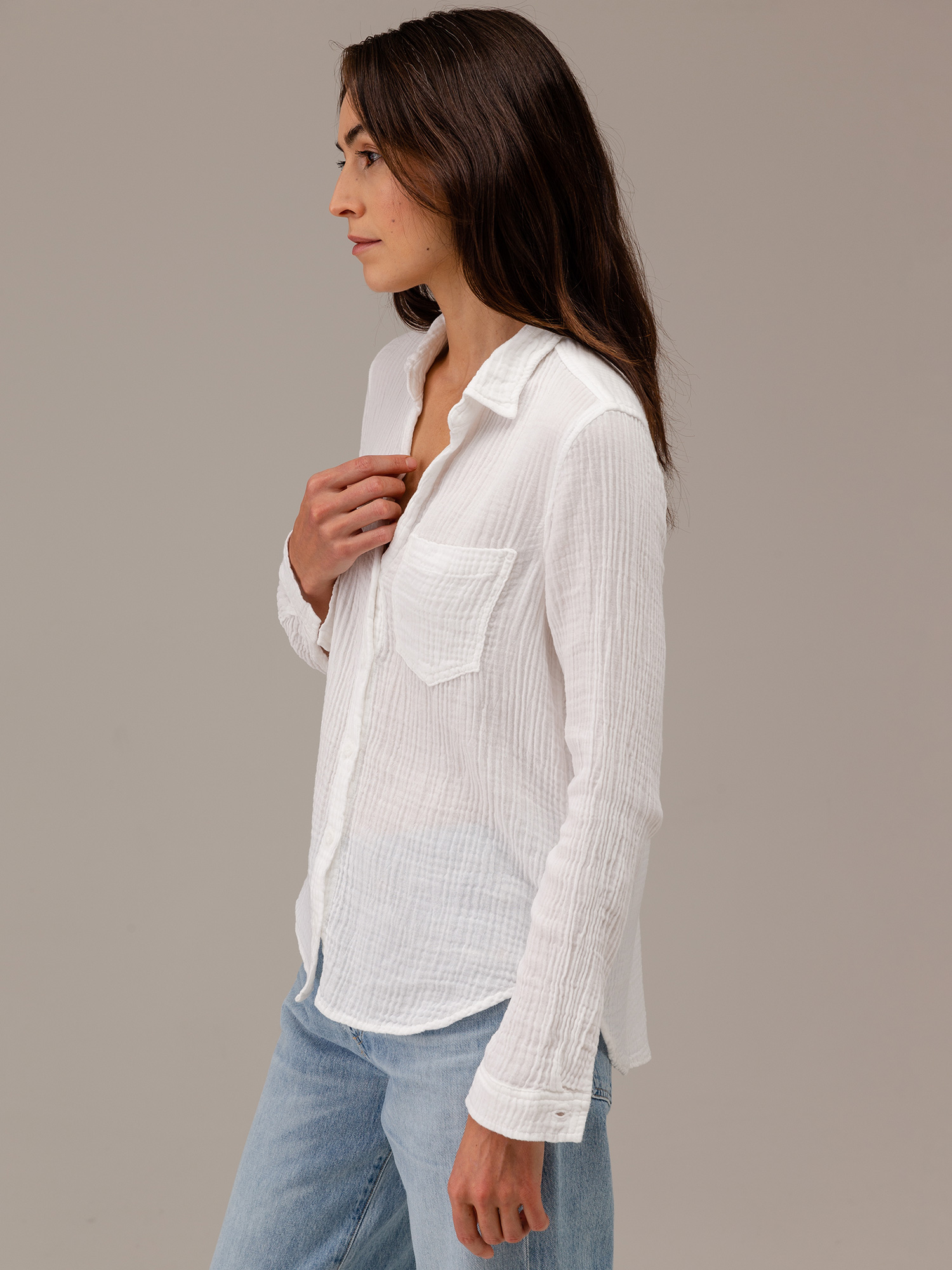 Detailansicht von Musselinbluse von BELLA DAHL