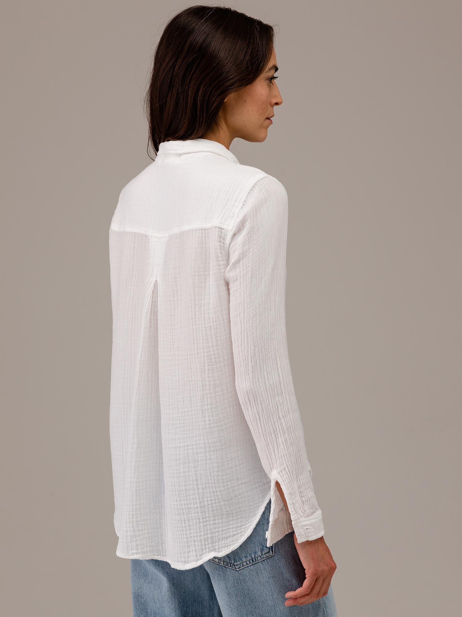 Detailansicht von Musselinbluse von BELLA DAHL