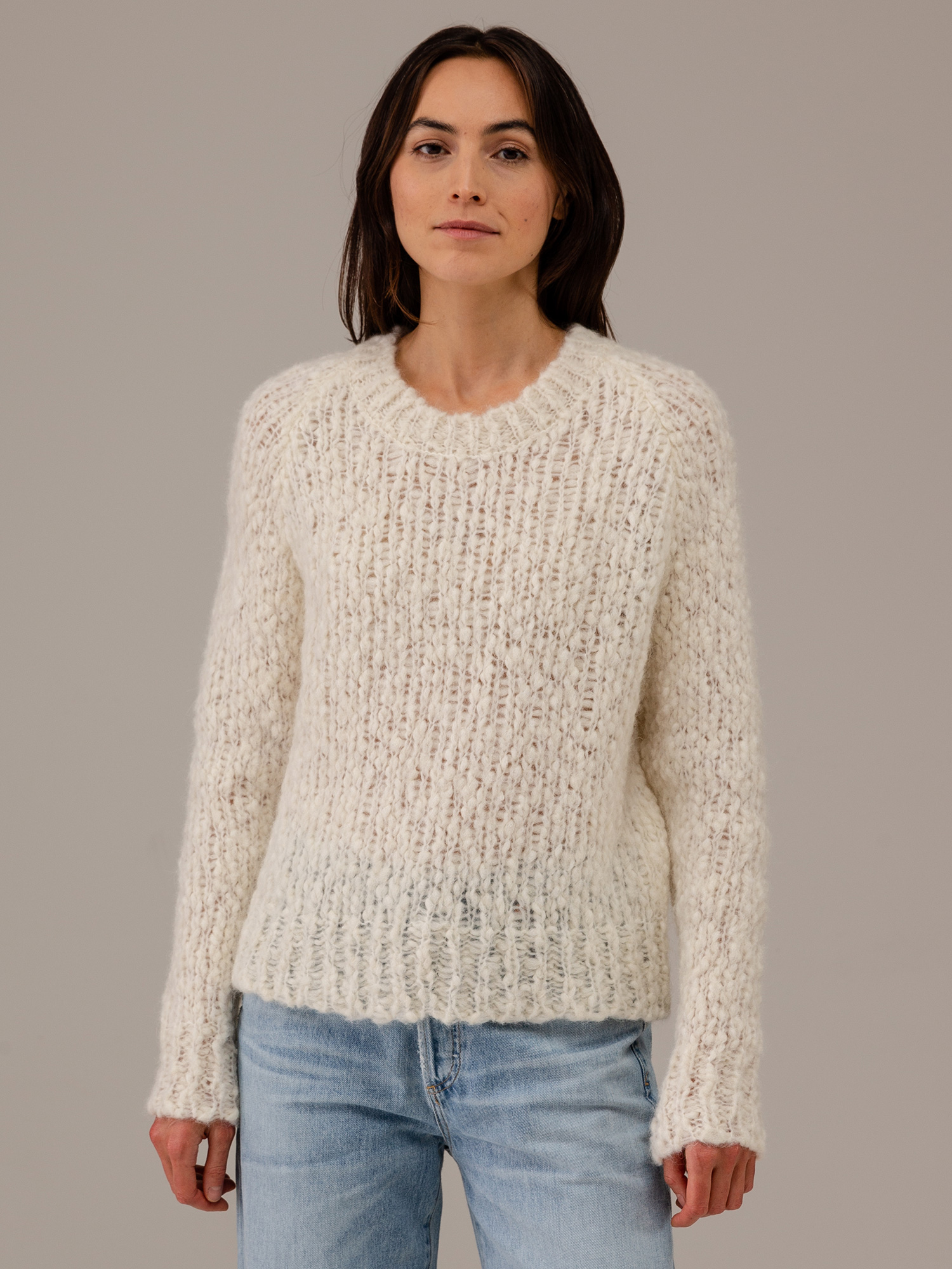 Detailansicht von Pullover aus Alpakawolle von SIBIN LINNEBJERG