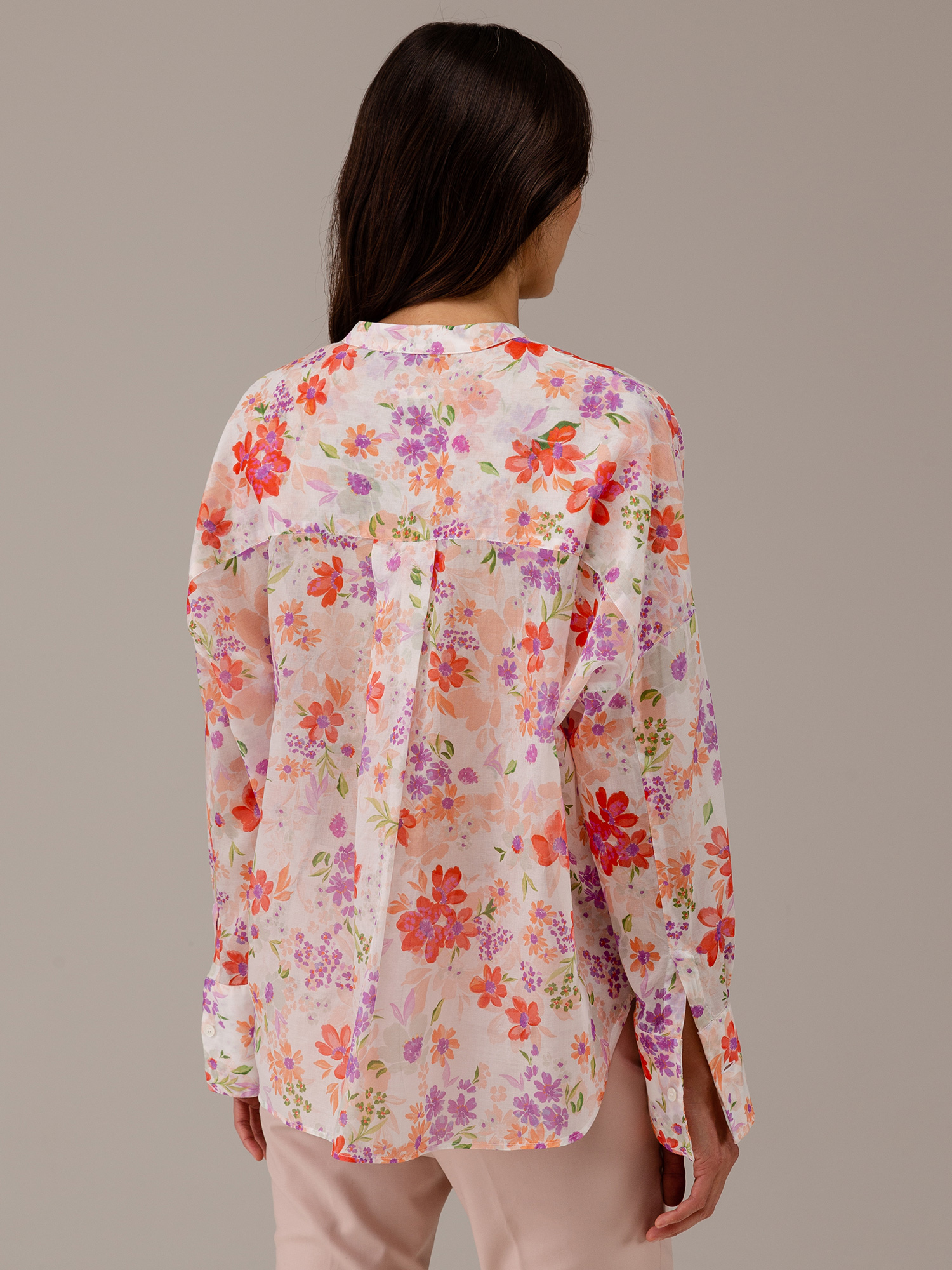 Detailansicht von Gemusterte Bluse von ROBERT FRIEDMAN