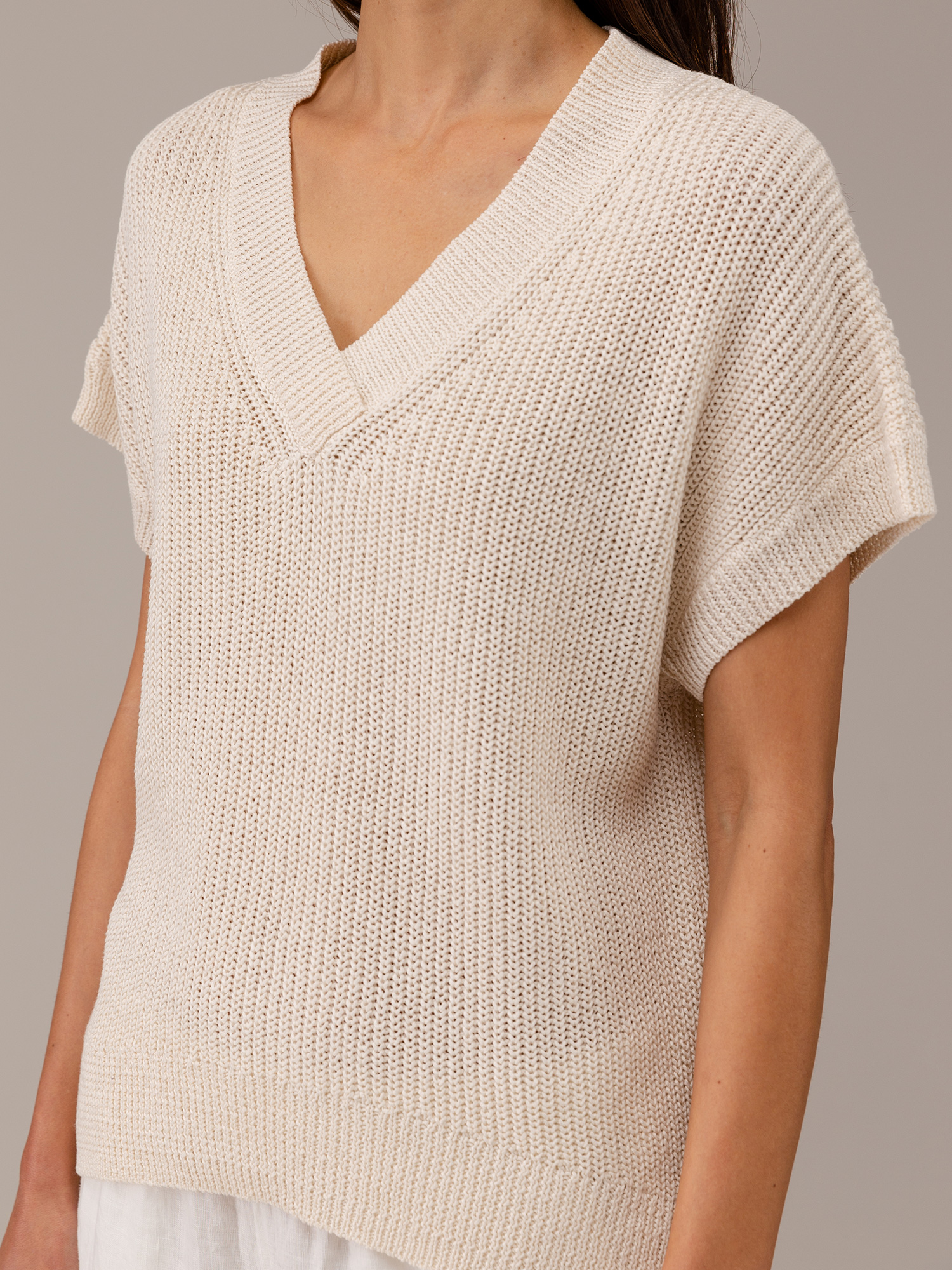 Detailansicht von Kurzarm-Pullover aus Baumwolle von DANIELS