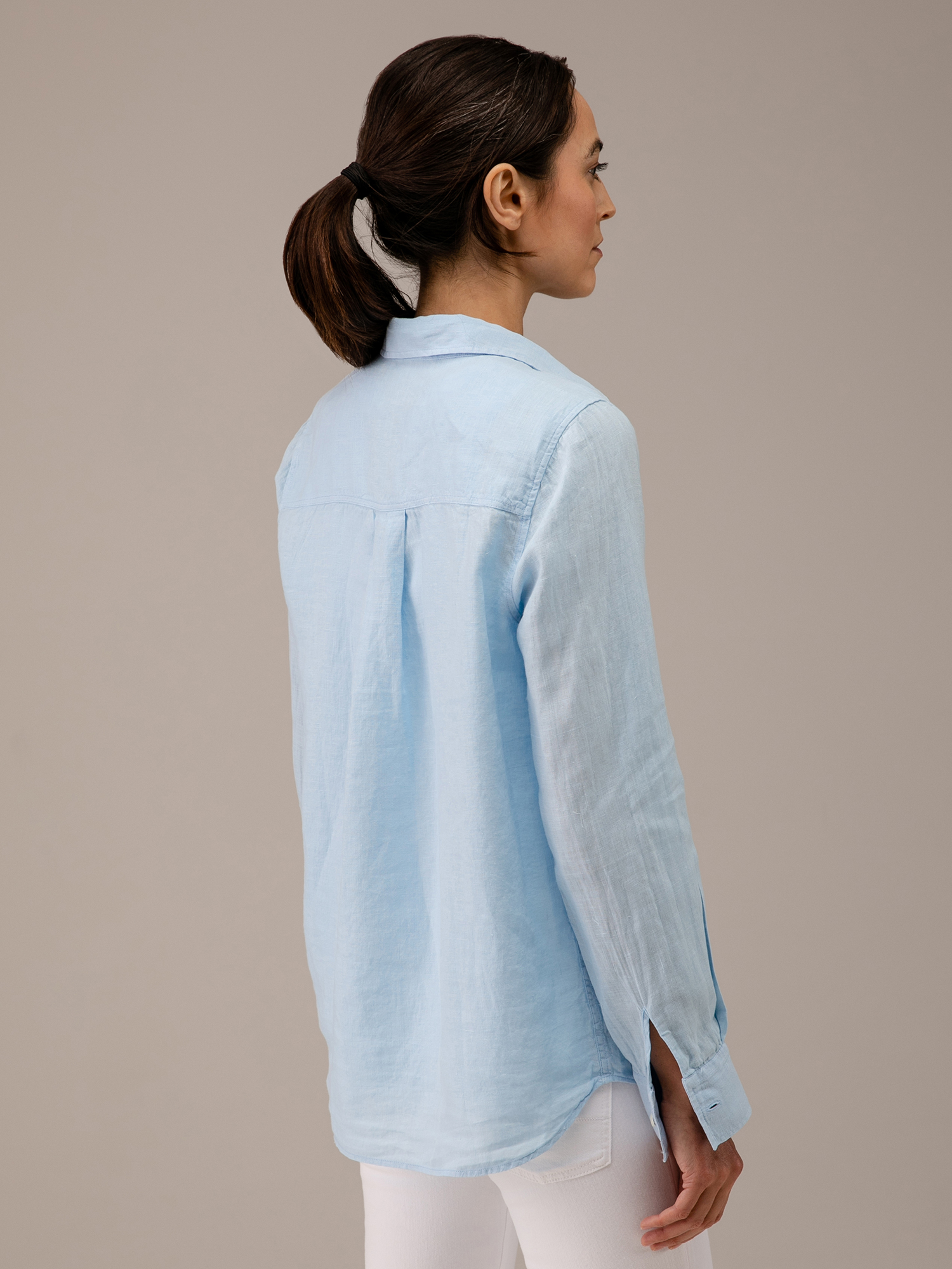 Detailansicht von Leinenbluse von MOS MOSH