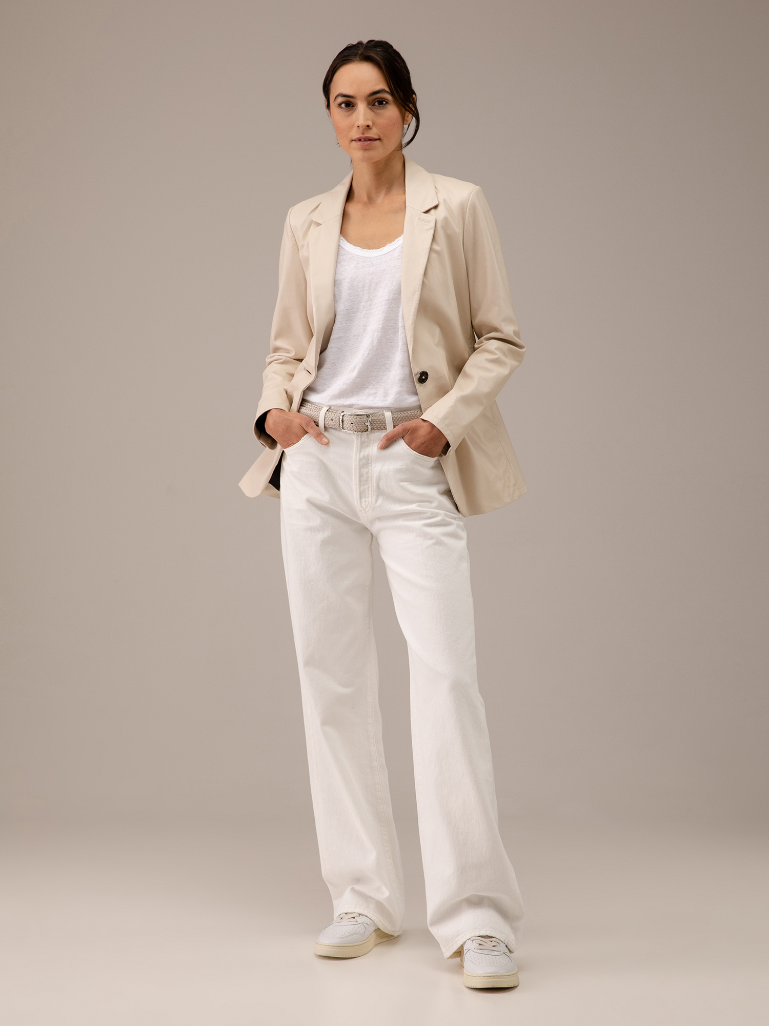 Detailansicht von Nappa-Lederblazer von OAKWOOD