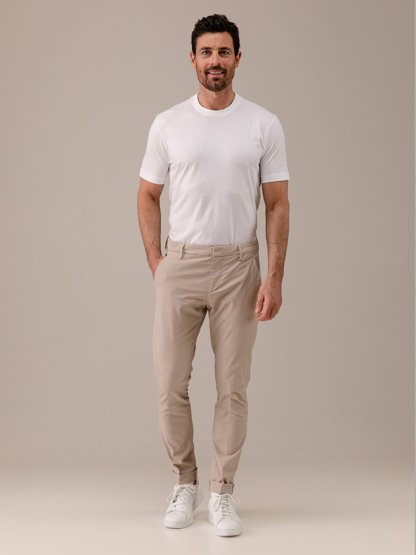 Detailansicht von Chinohose aus Baumwolle von DONDUP