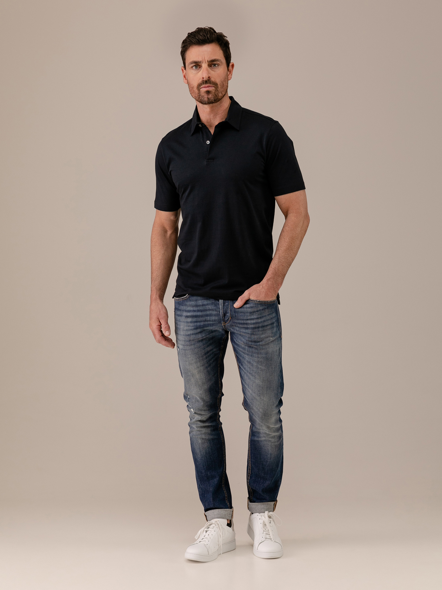 Detailansicht von Kurzarm-Poloshirt aus Baumwolle von STEFAN BRANDT