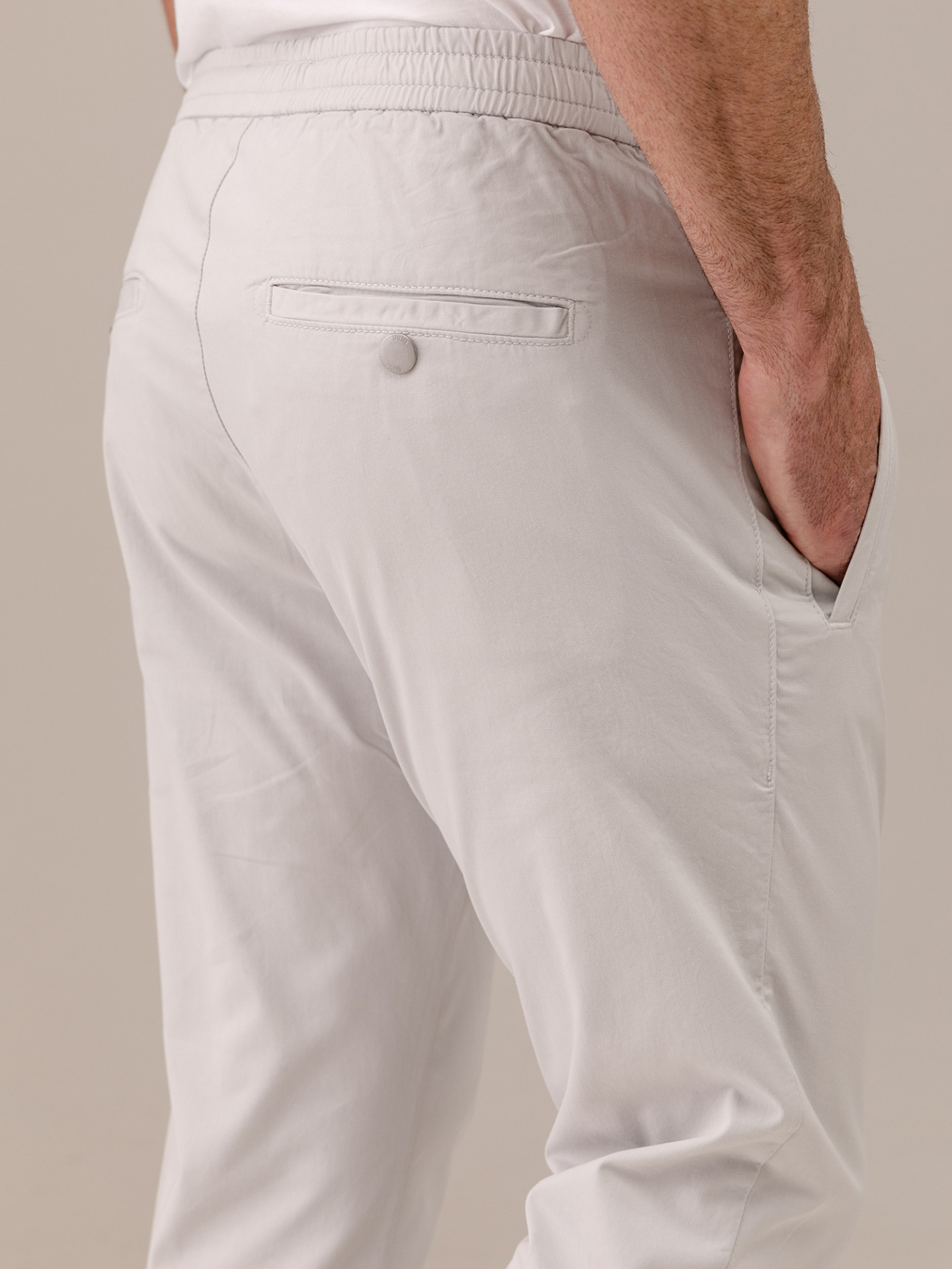 Detailansicht von Hose aus Baumwolle mit Tunnelzug von DRYKORN