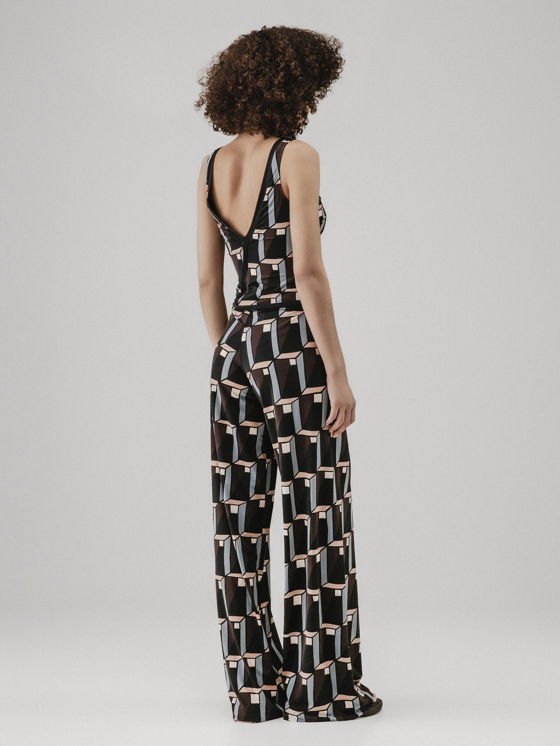 Detailansicht von Langer Jumpsuit von SIYU