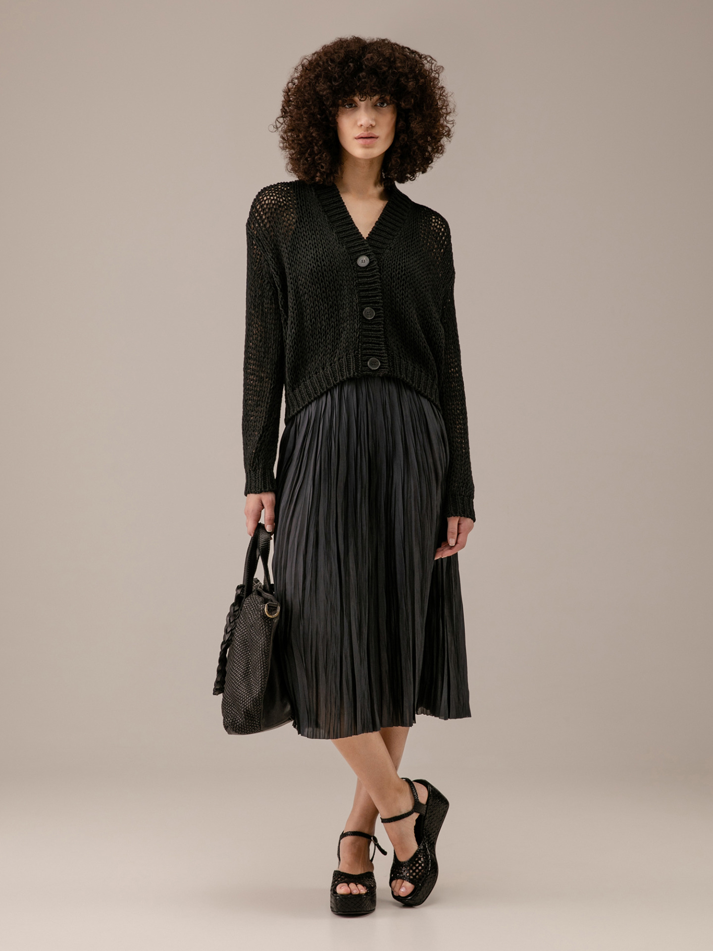 Detailansicht von Strickjacke aus Baumwolle von ROBERTO COLLINA