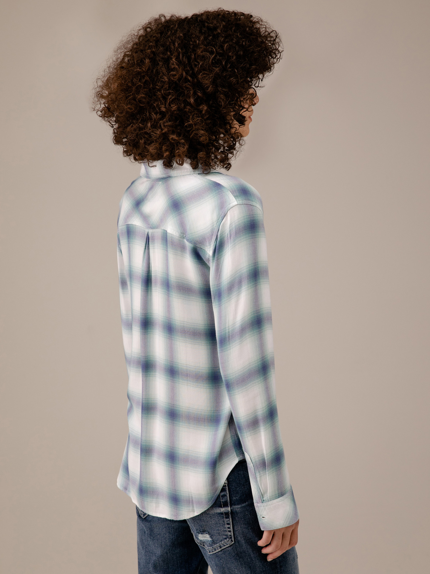 Detailansicht von Karobluse von RAILS