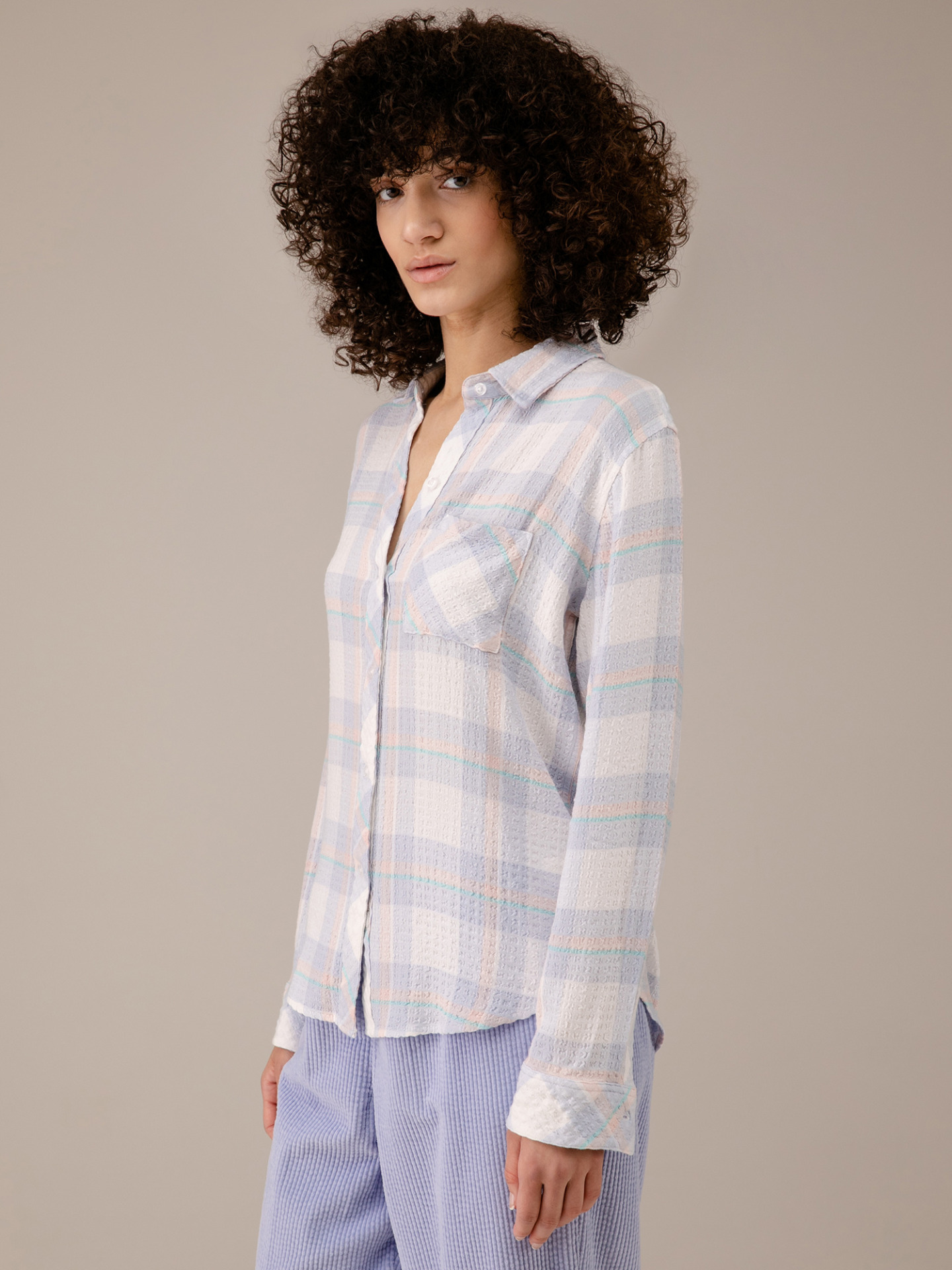 Detailansicht von Karobluse von RAILS