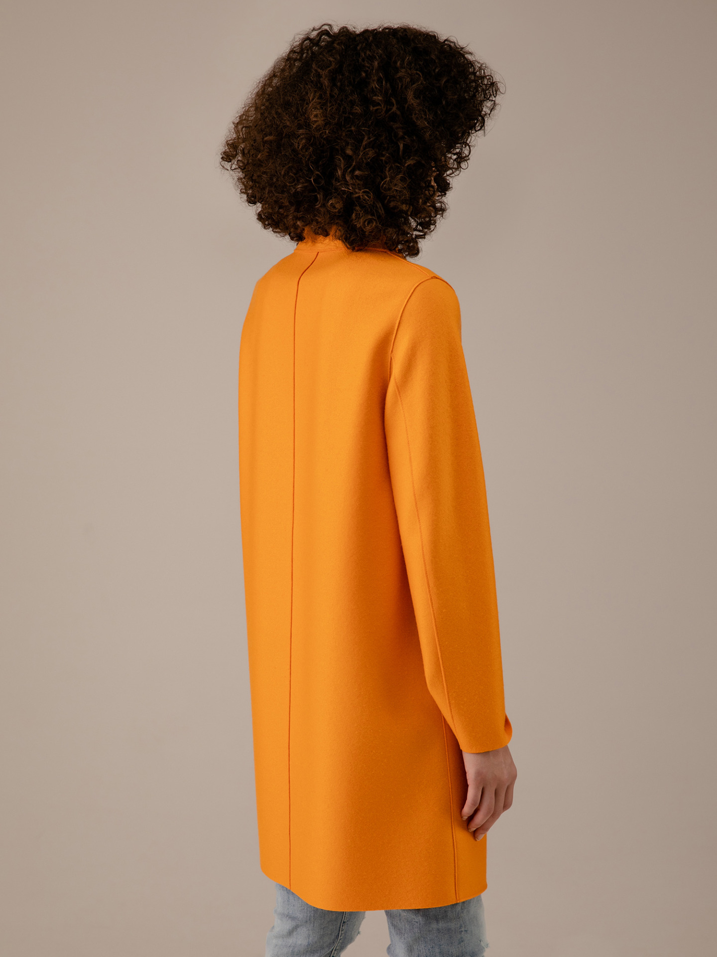 Detailansicht von Schurwollmantel von HARRIS WHARF LONDON