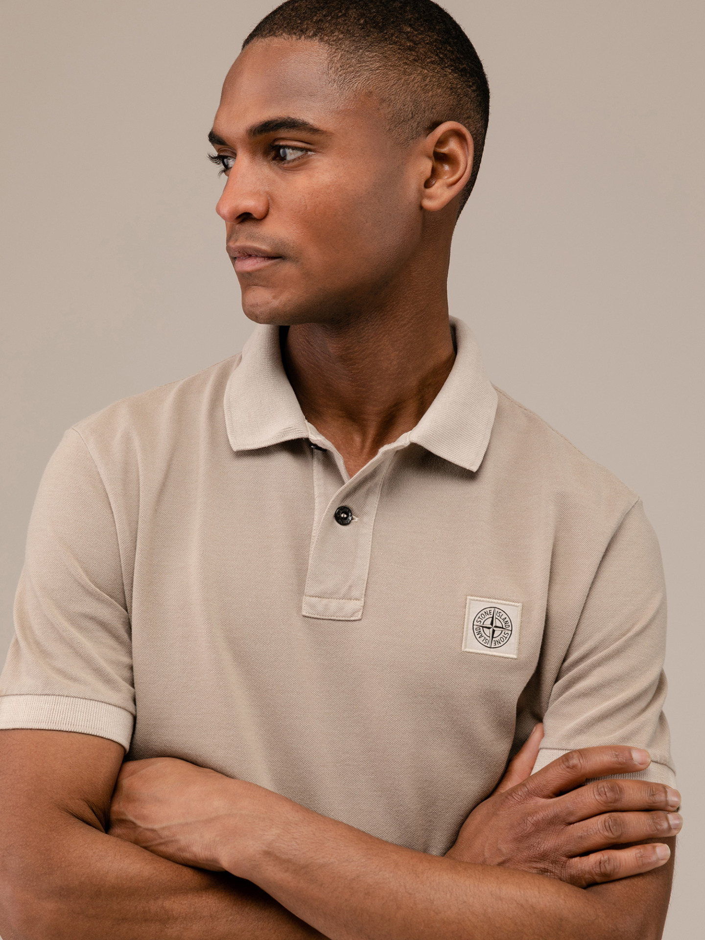 Detailansicht von Kurzarm-Poloshirt aus Baumwolle von STONE ISLAND