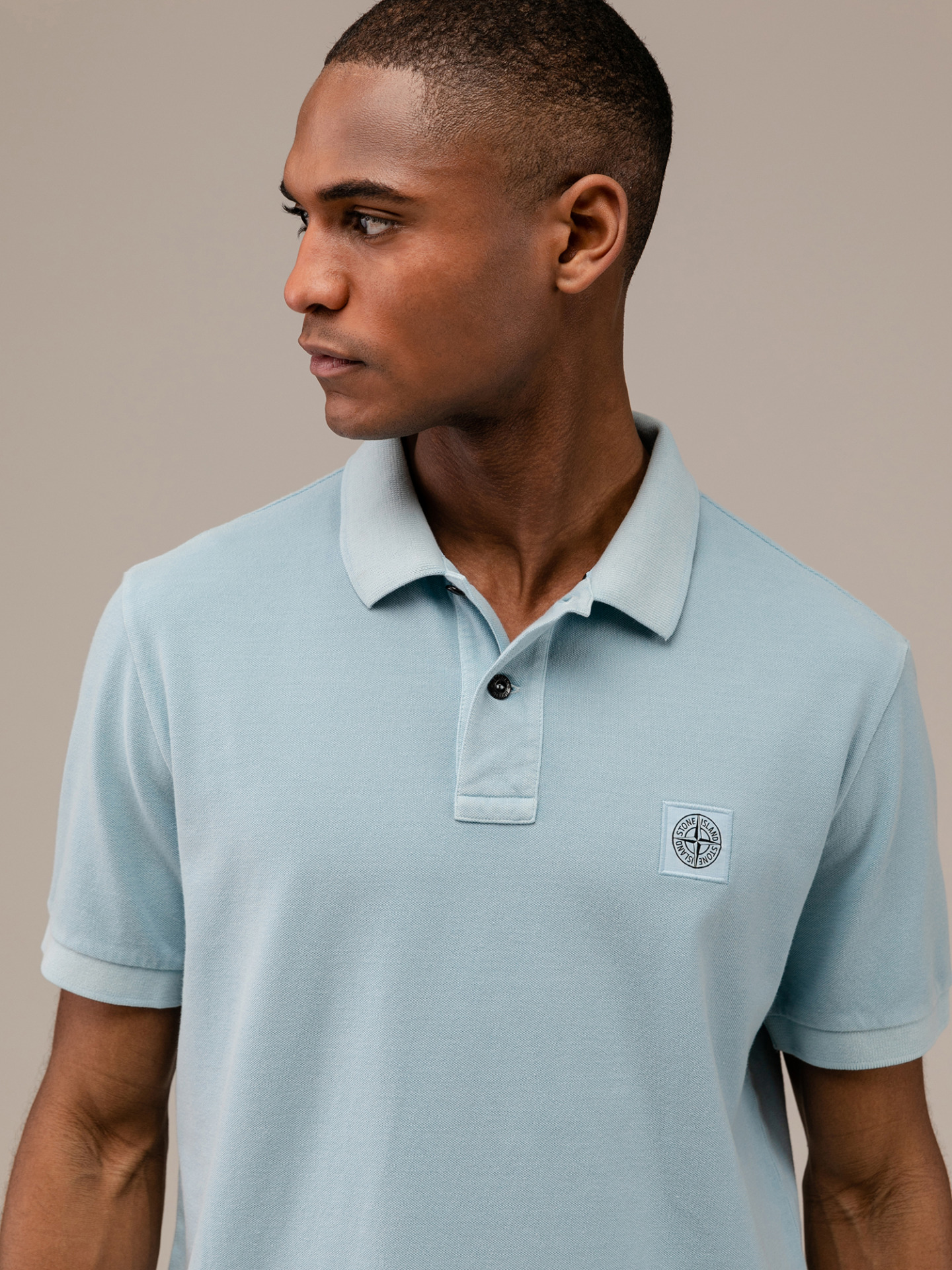 Detailansicht von Kurzarm-Poloshirt aus Baumwolle von STONE ISLAND