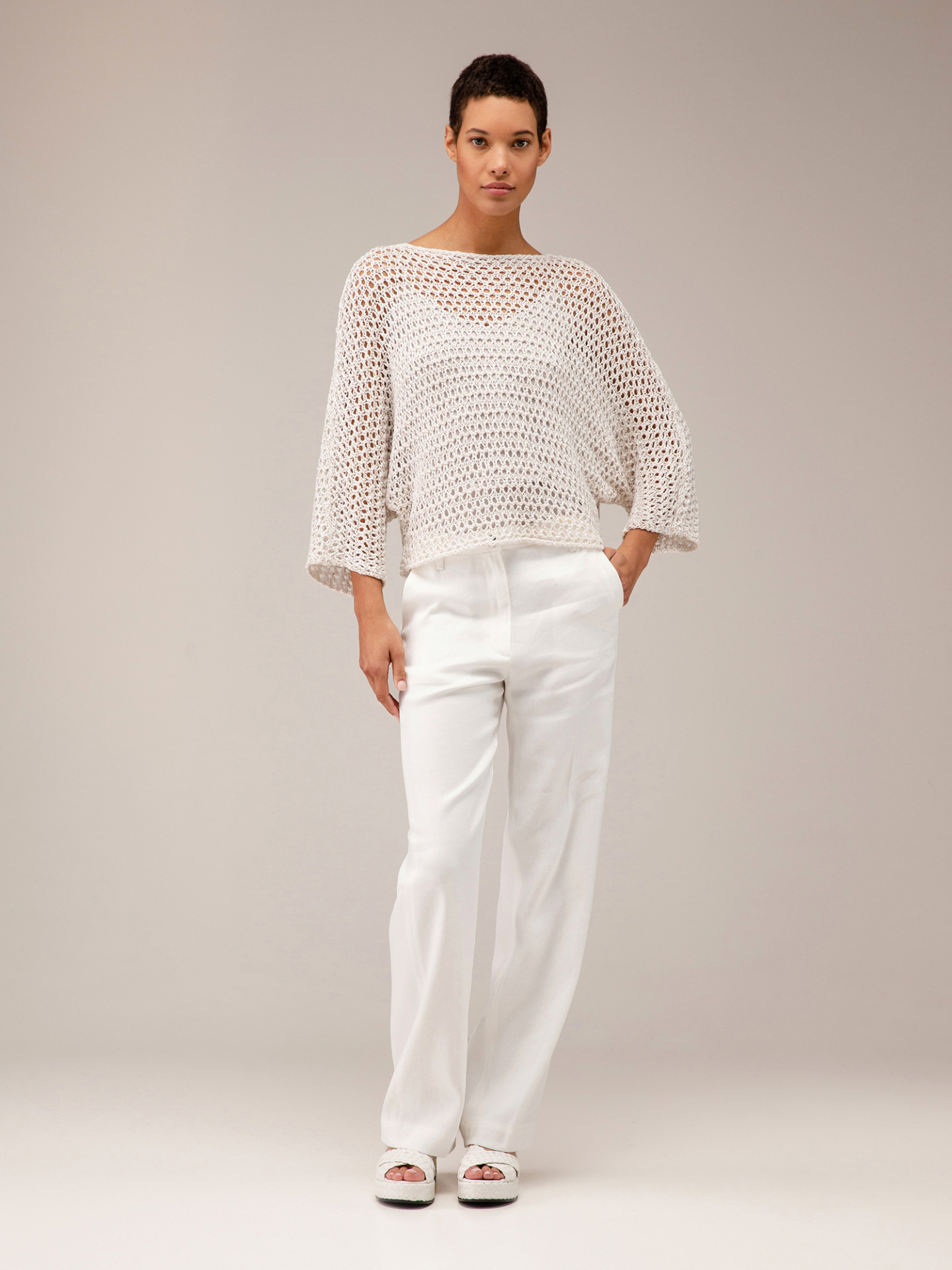 Detailansicht von Weite Hose aus Leinen von NINE IN THE MORNING