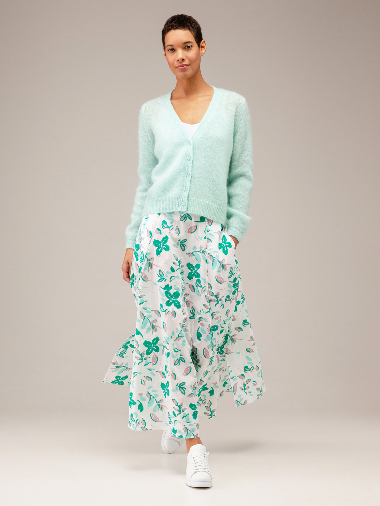 Detailansicht von Strickjacke aus Wolle von DES PETITS HAUTS