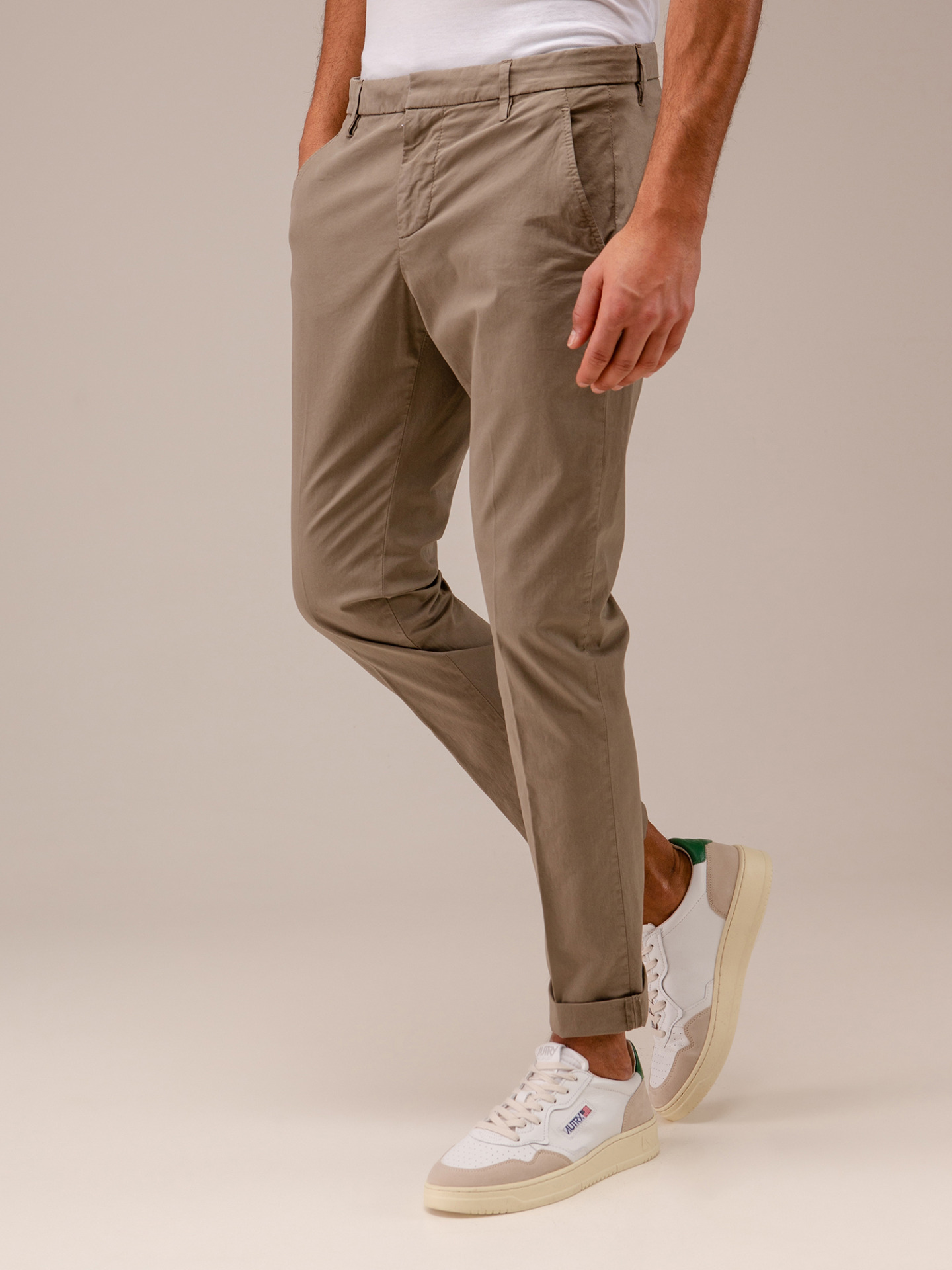 Detailansicht von Chinohose aus Baumwolle von DONDUP