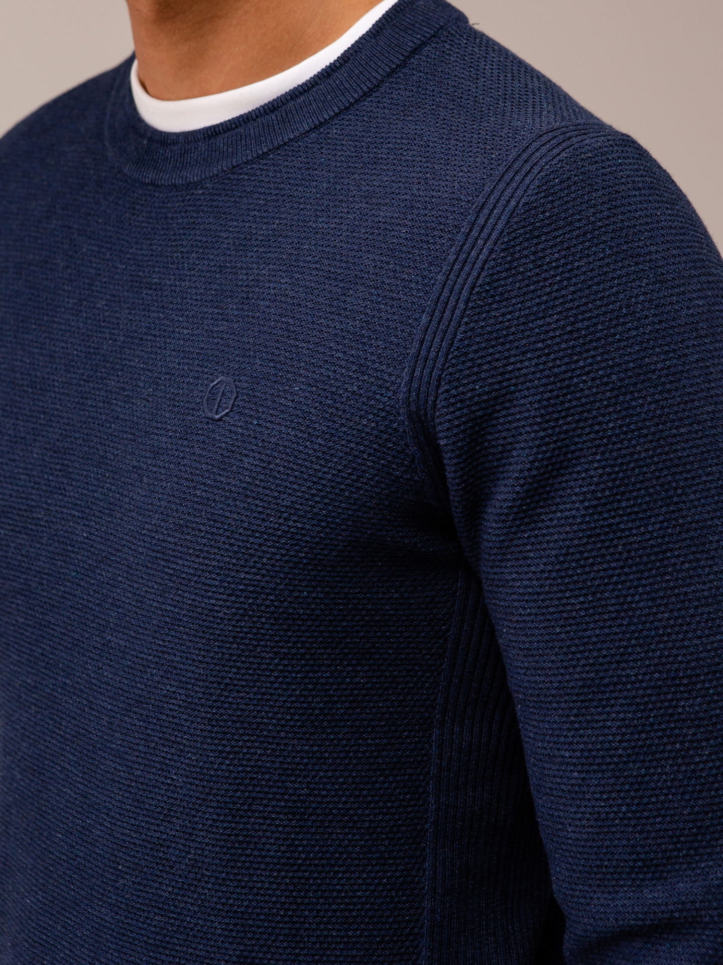 Detailansicht von Pullover von DSTREZZED