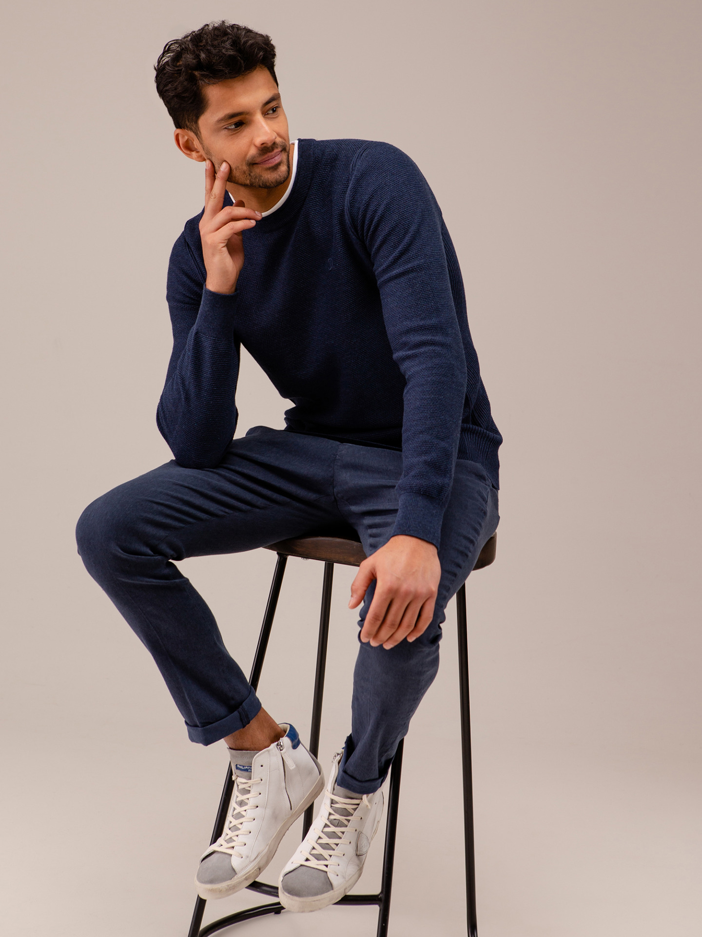 Detailansicht von Chinohose aus Leinen von DONDUP