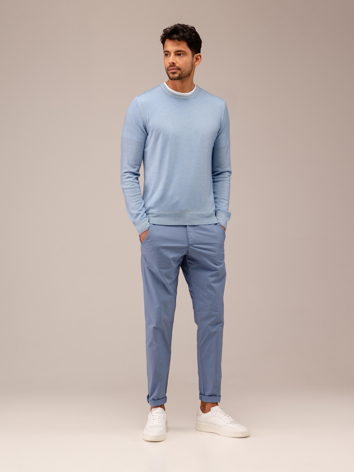 Detailansicht von Lässige Chinohose von MYTHS