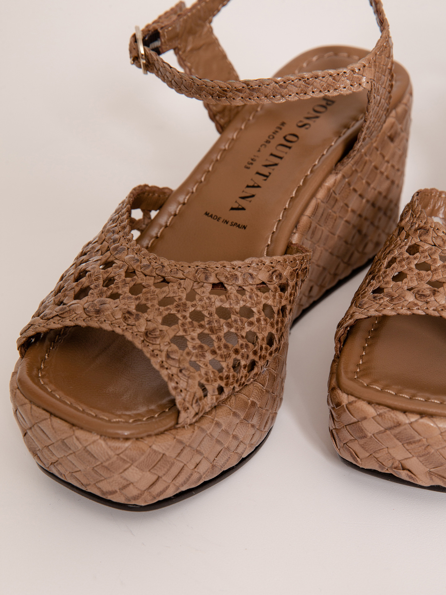 Detailansicht von Keilsandaletten von PONS QUINTANA