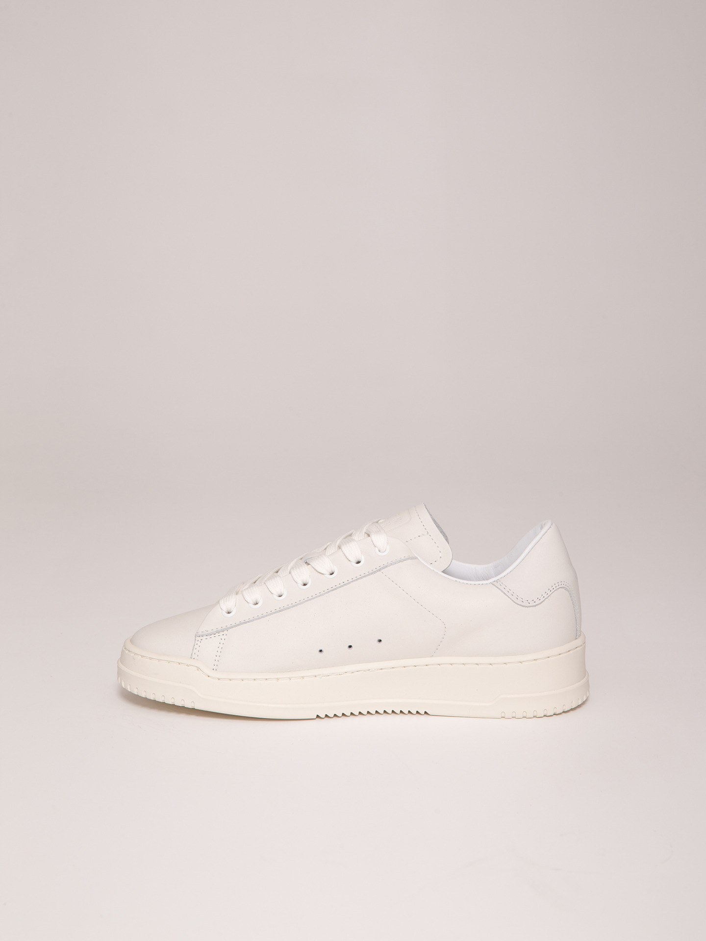 Detailansicht von Sneaker aus Leder von COPENHAGEN