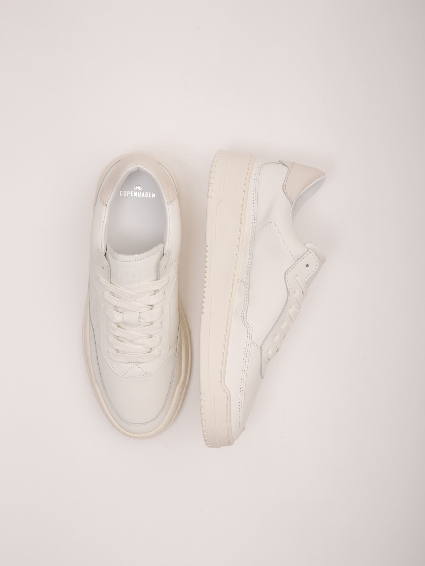 Detailansicht von Sneaker aus Leder von COPENHAGEN