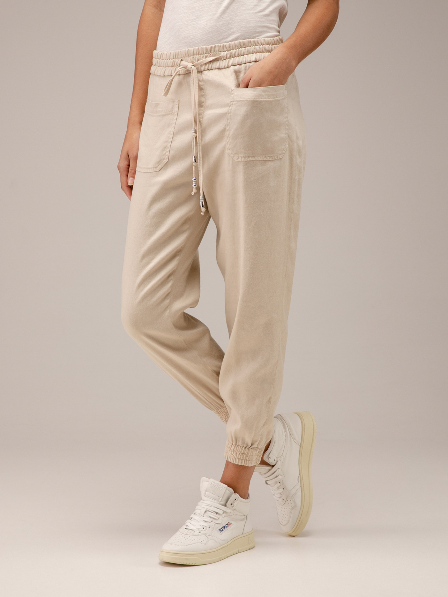 Detailansicht von Hose aus Leinen von DONDUP