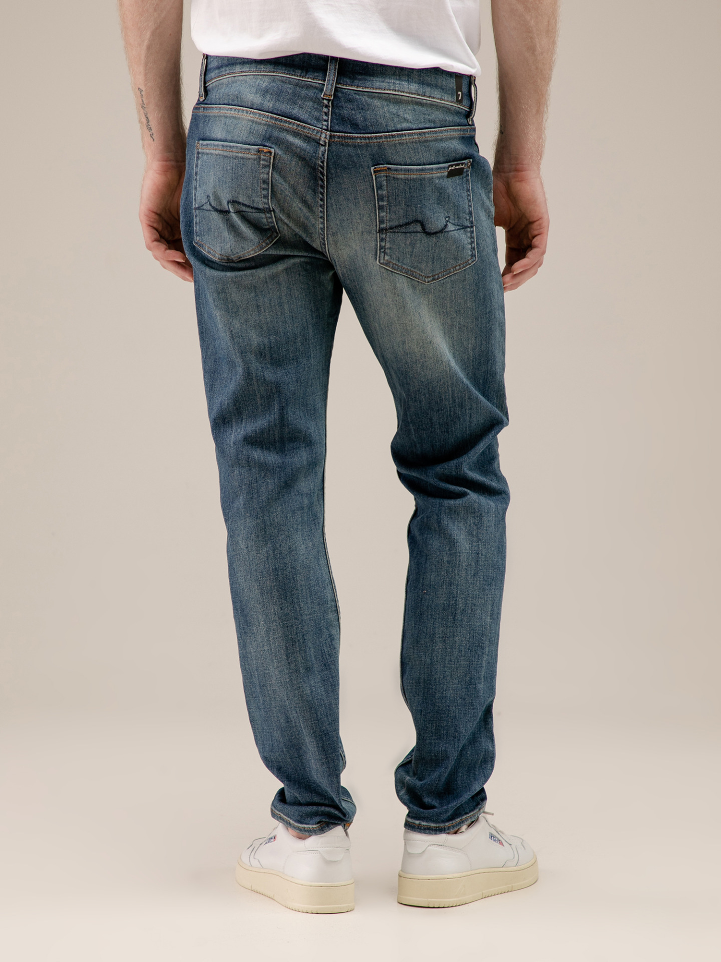 Detailansicht von Slim Fit Jeans von 7 FOR ALL MANKIND