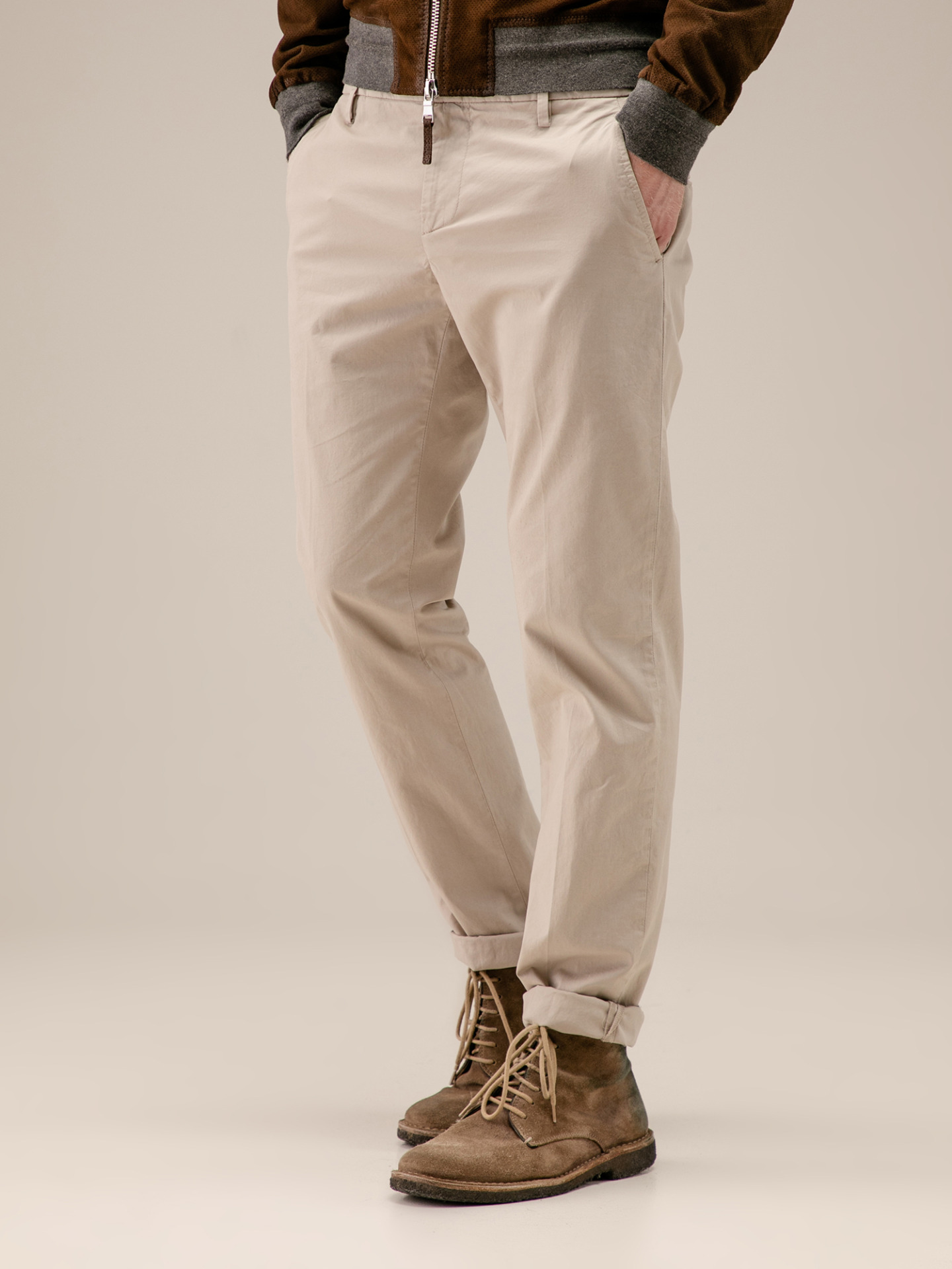 Detailansicht von Chinohose aus Baumwolle von DONDUP