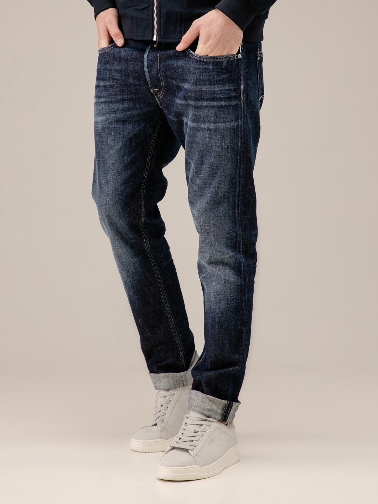 Detailansicht von Regular Fit Jeans von REPLAY