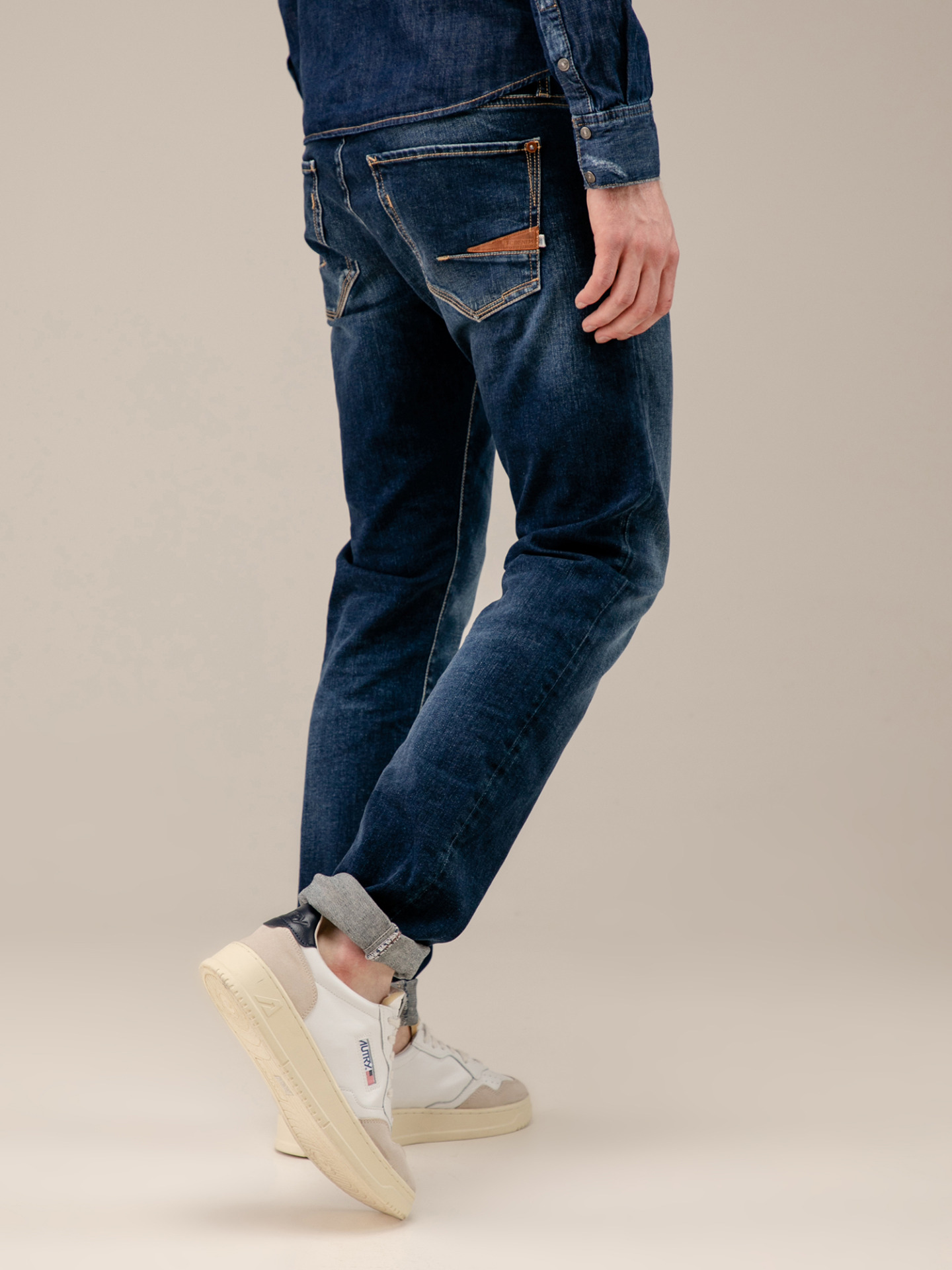 Detailansicht von Slim Fit Jeans von LE TEMPS DES CERISES