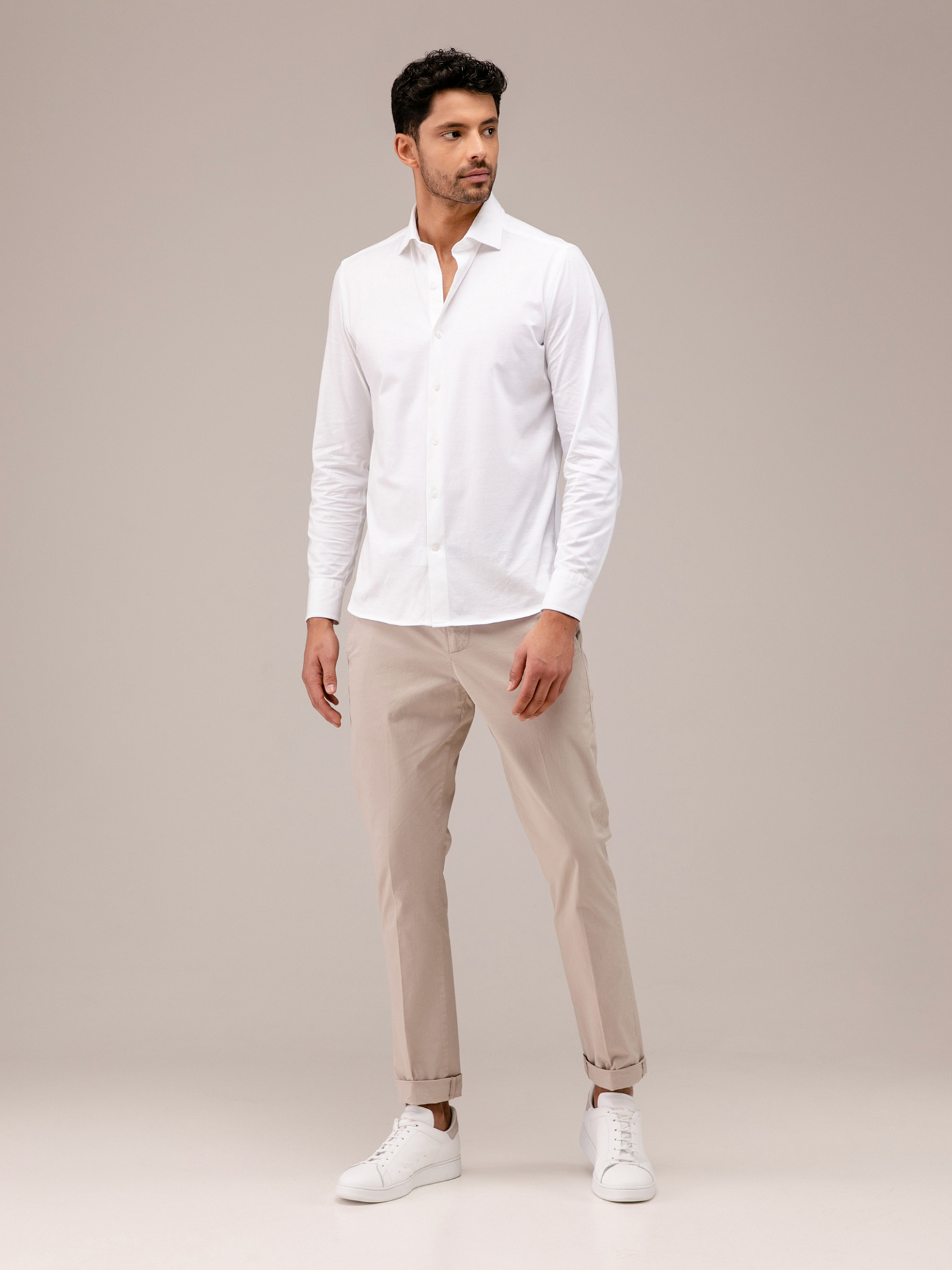 Detailansicht von Baumwollhemd mit Haifischkragen von SONRISA