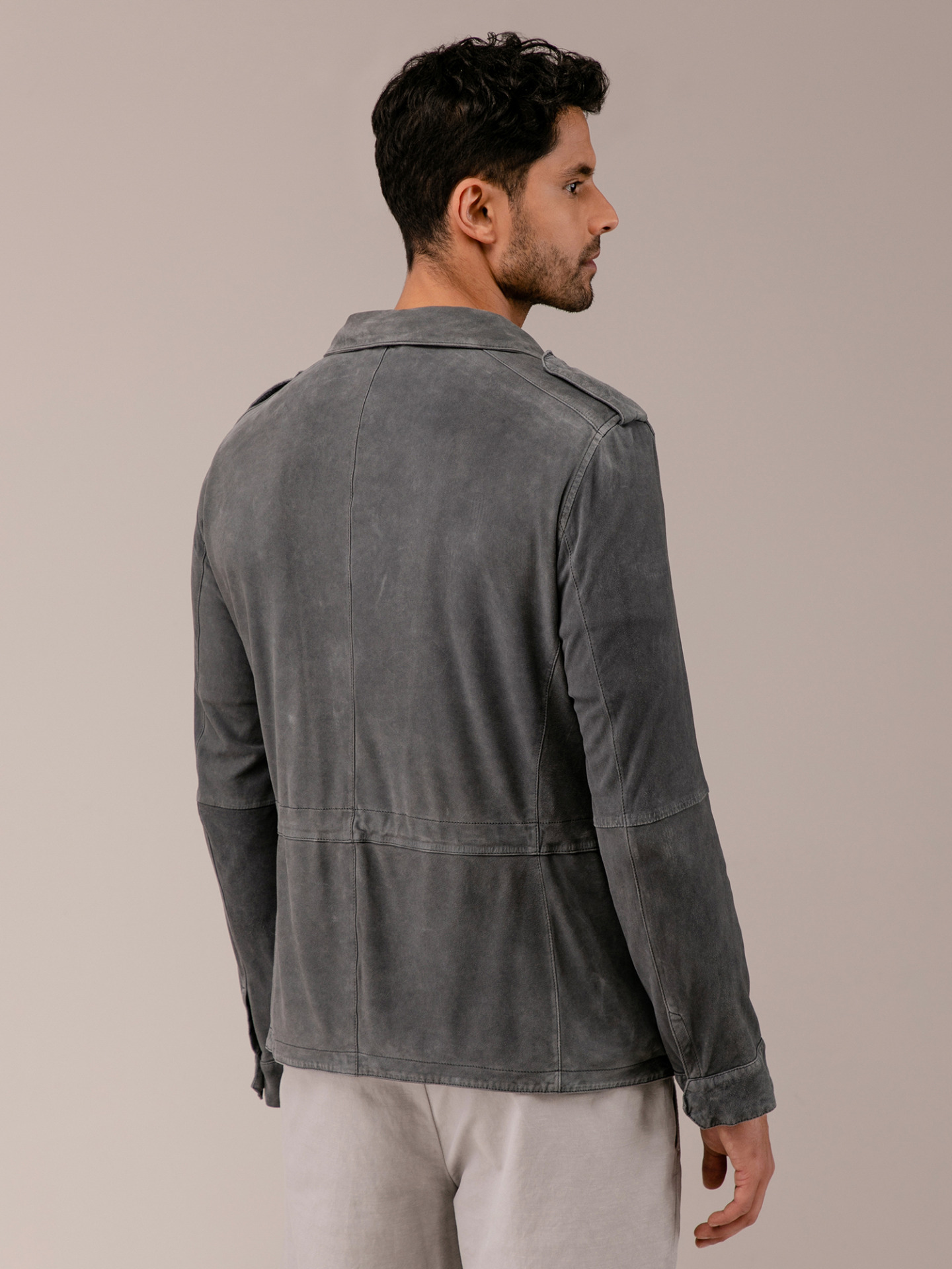 Detailansicht von Velourlederjacke von GMS-75